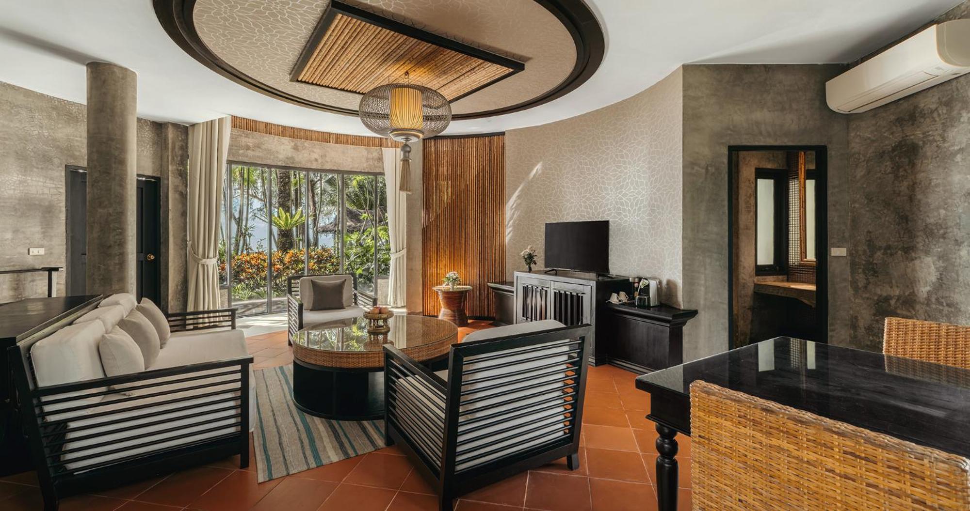 Grand Villa