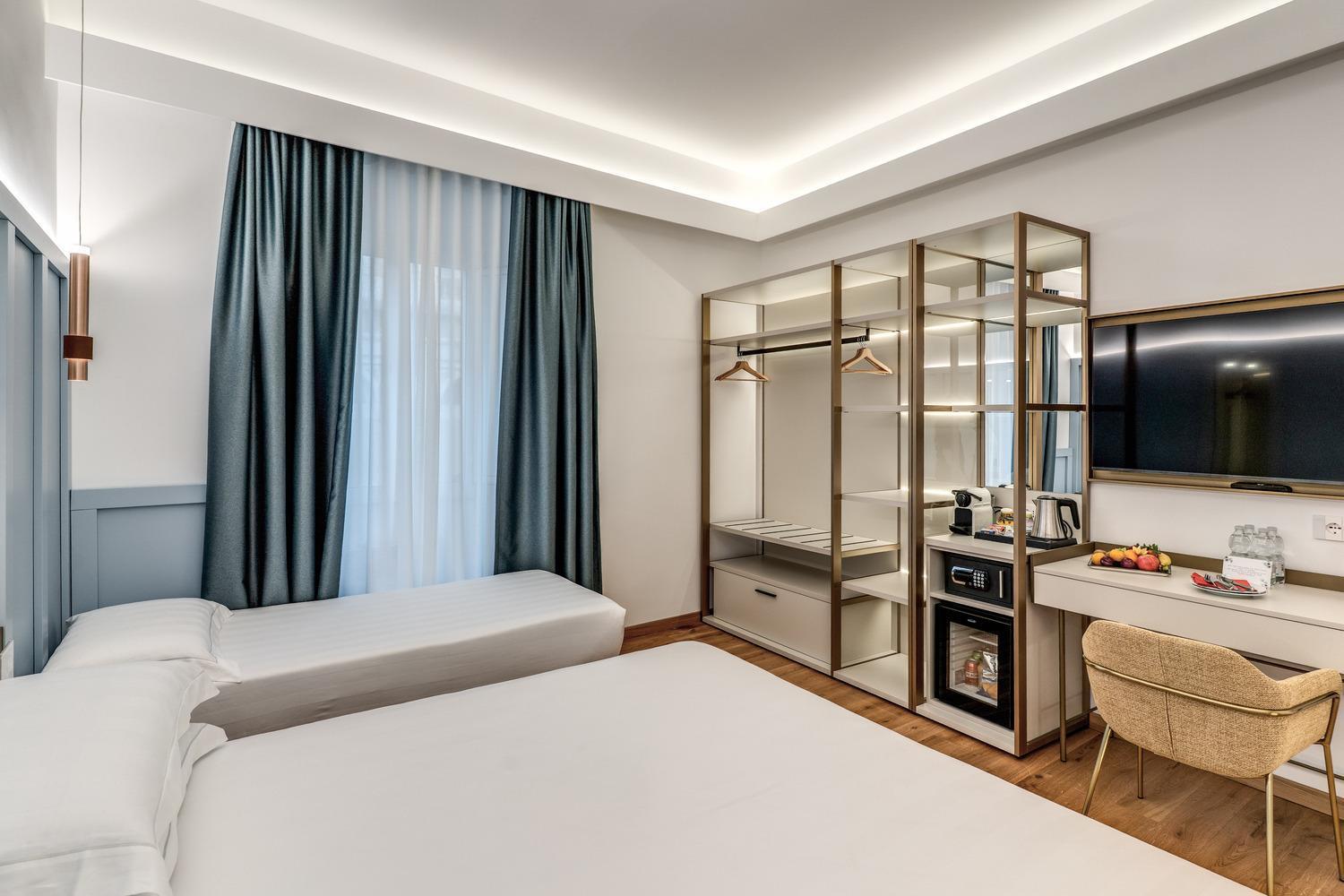 Superior Triple Room