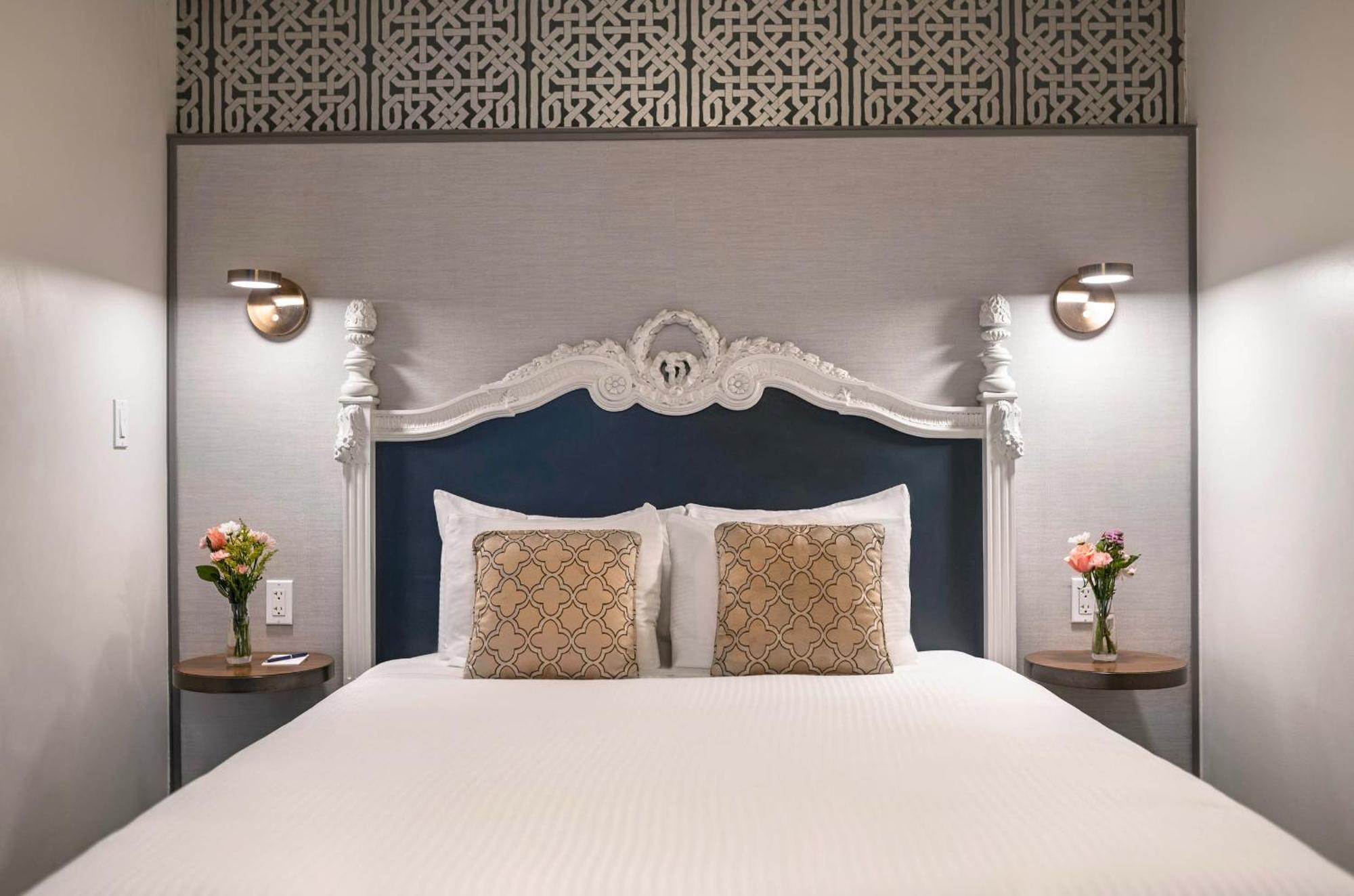 Superior Queen Room