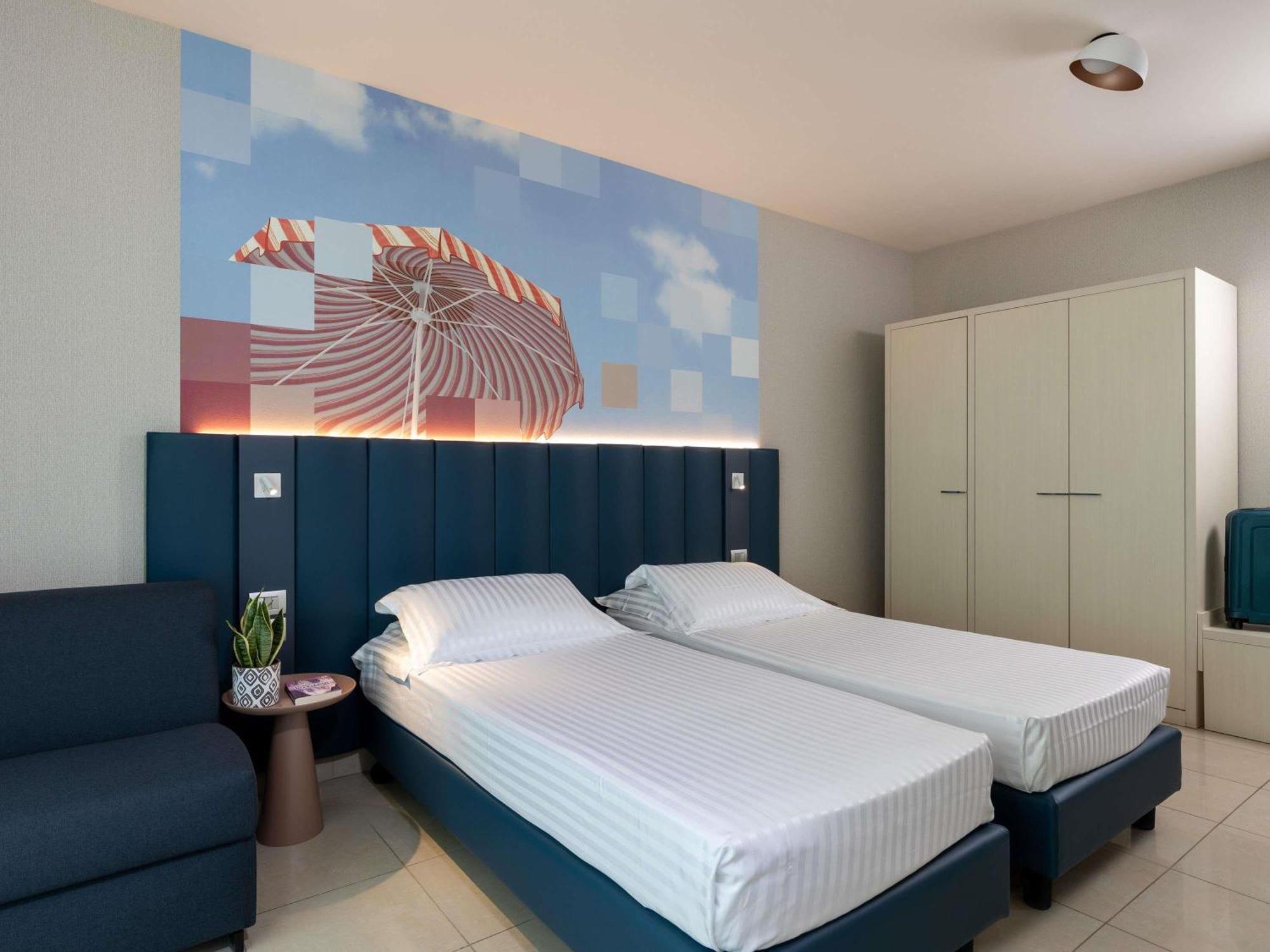 Superior Twin Room Balcony Side Sea View