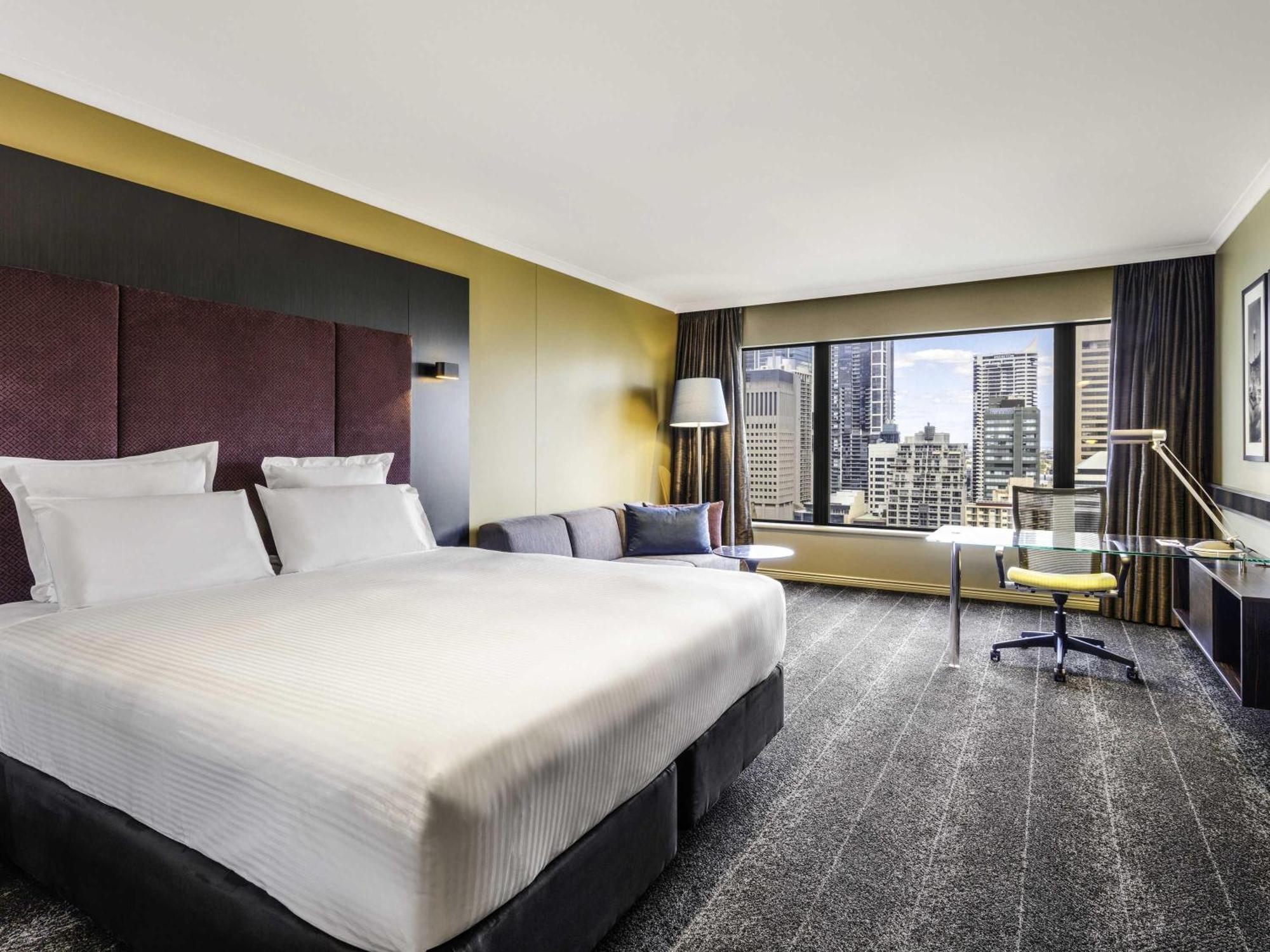 Deluxe King Room Park View