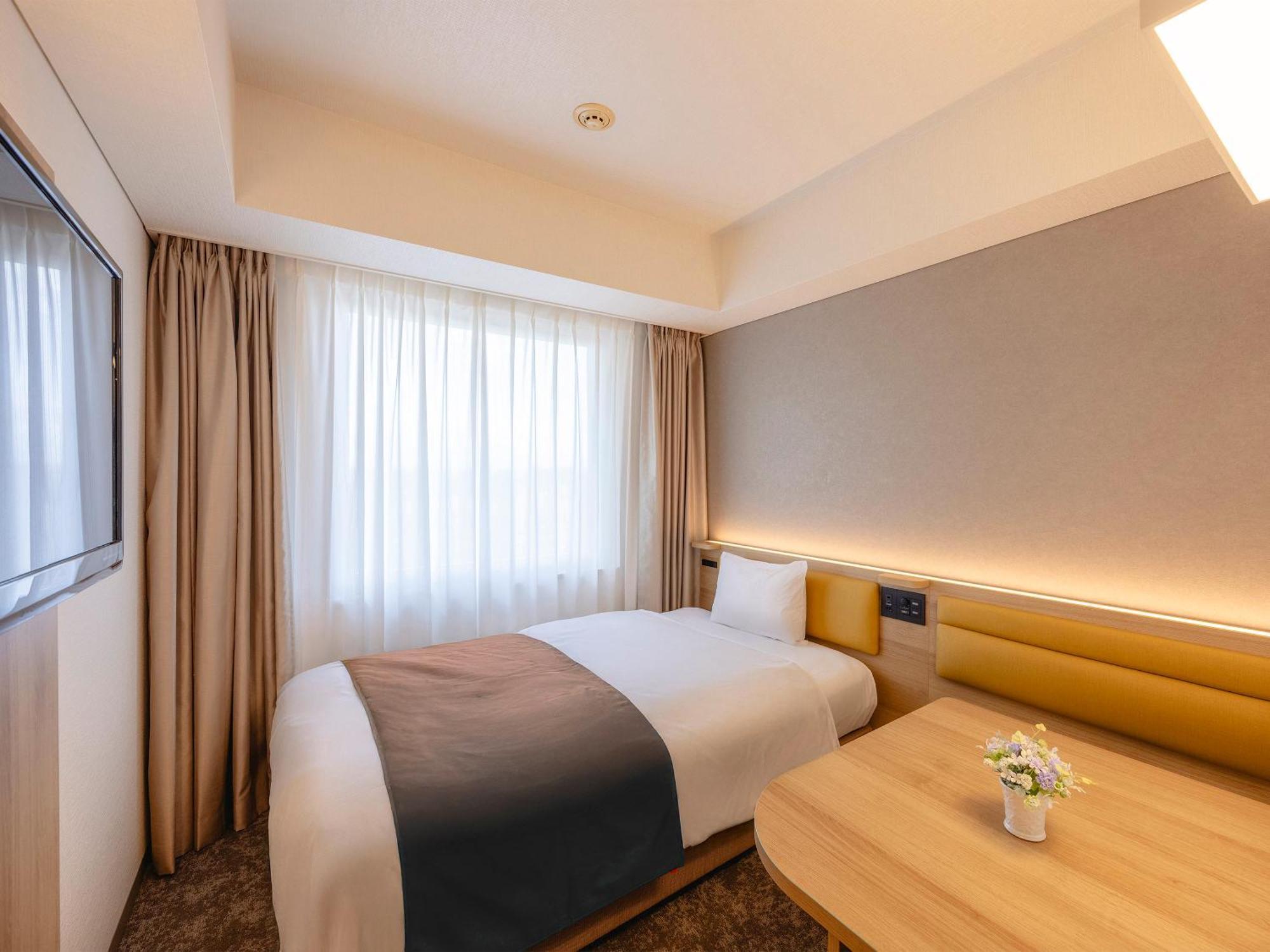 Standard Single Room Non-Smoking