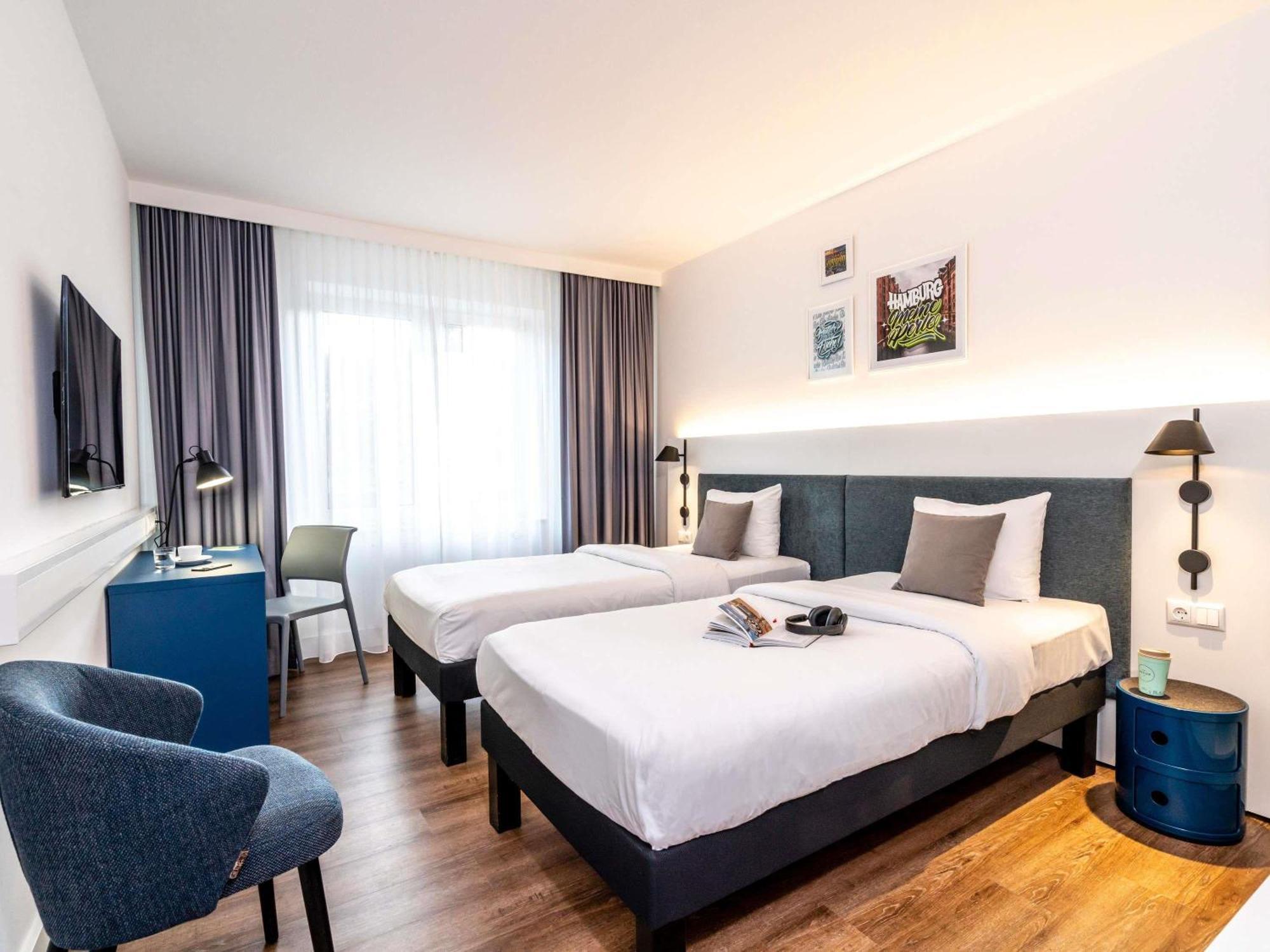 Standard Twin Room