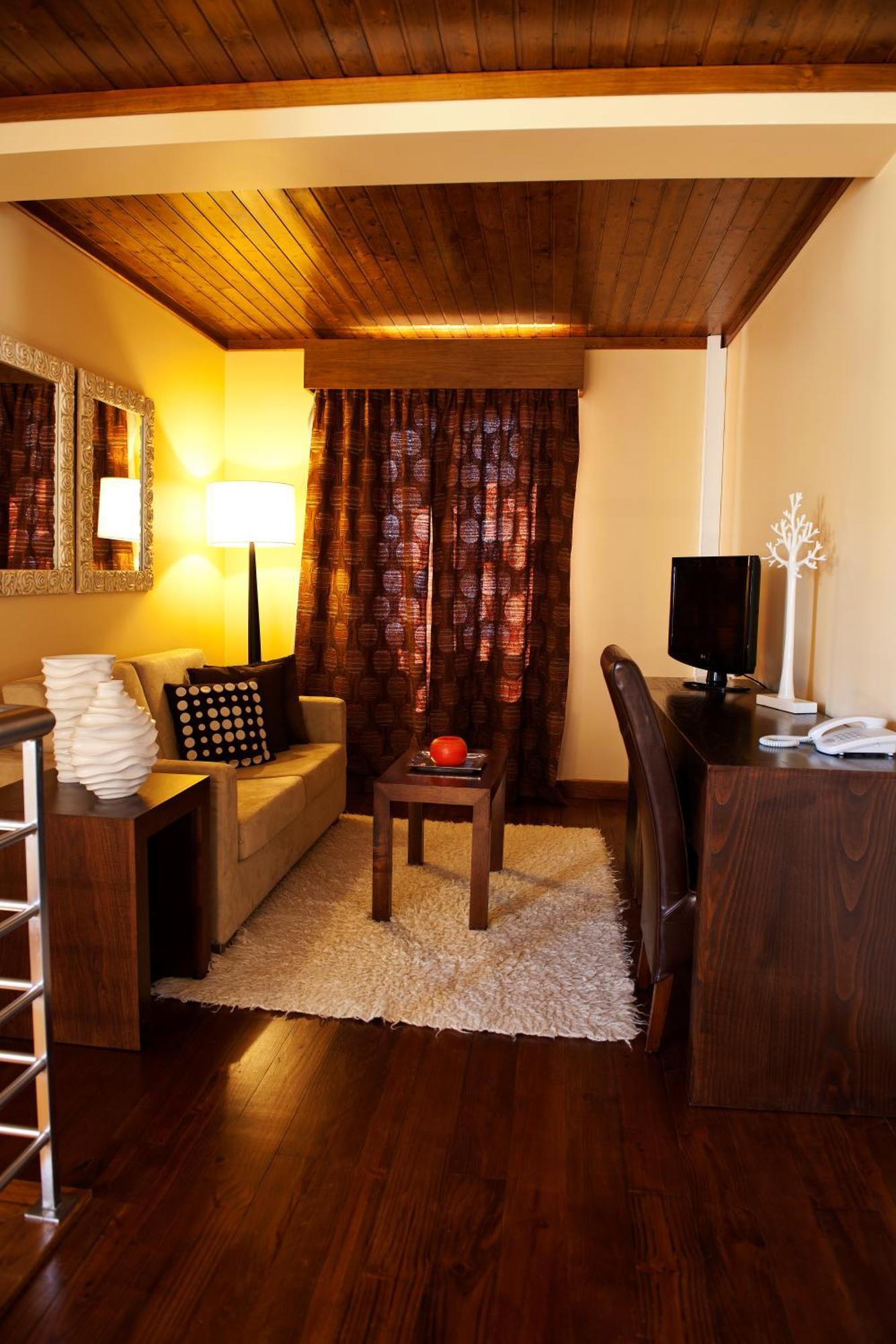 Superior Family Room