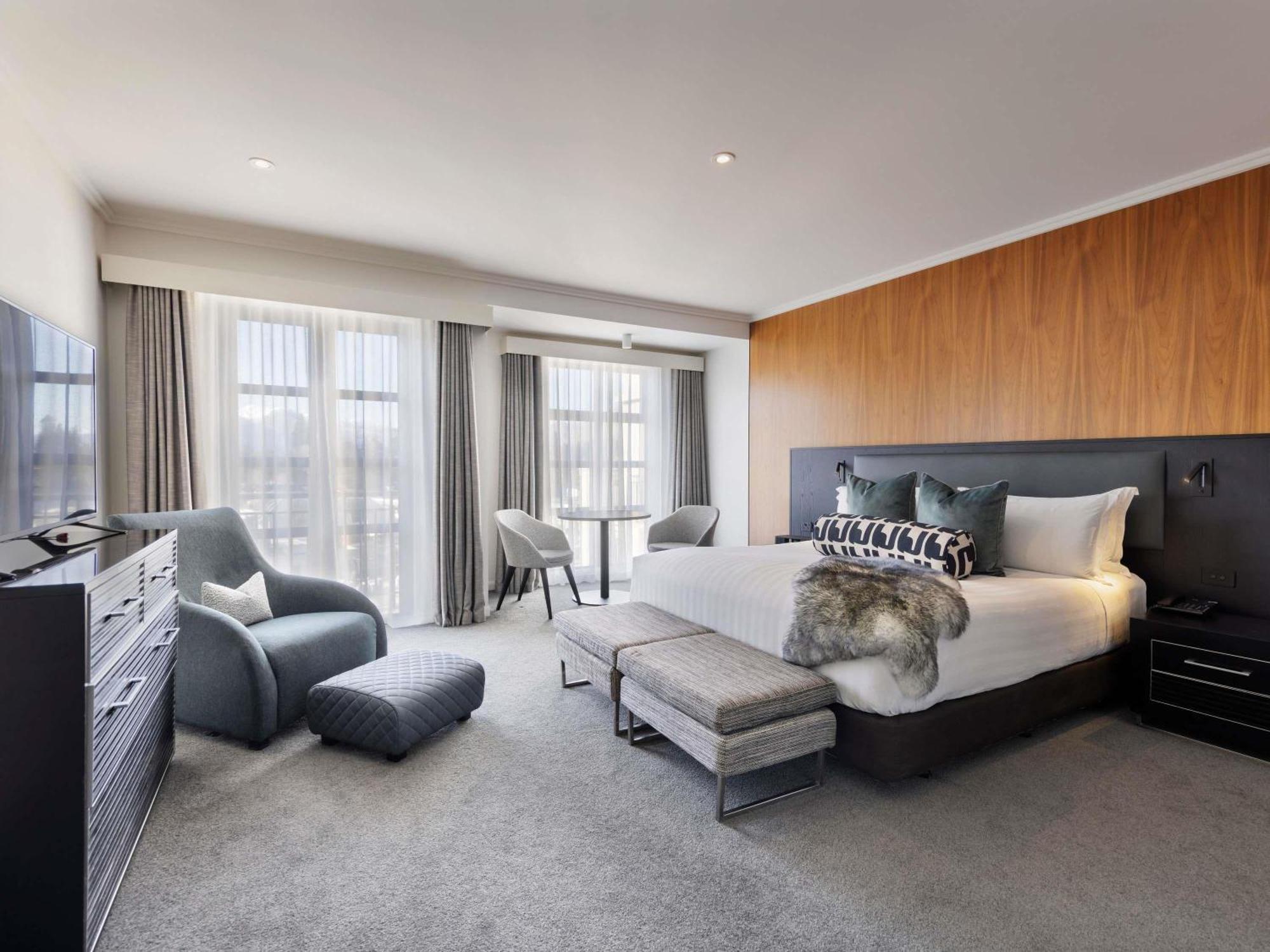 Superior King Room Balcony