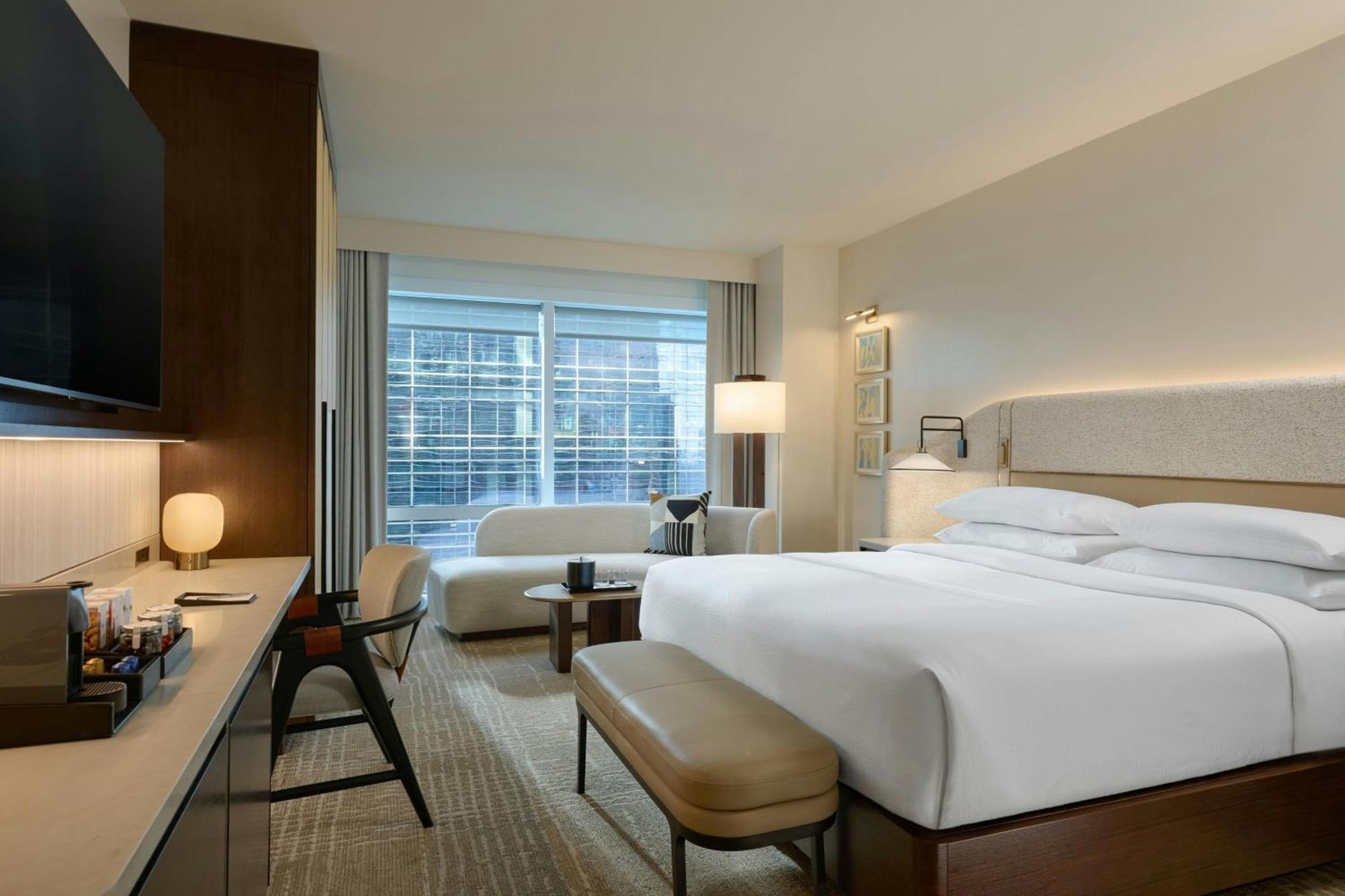 Deluxe King Room