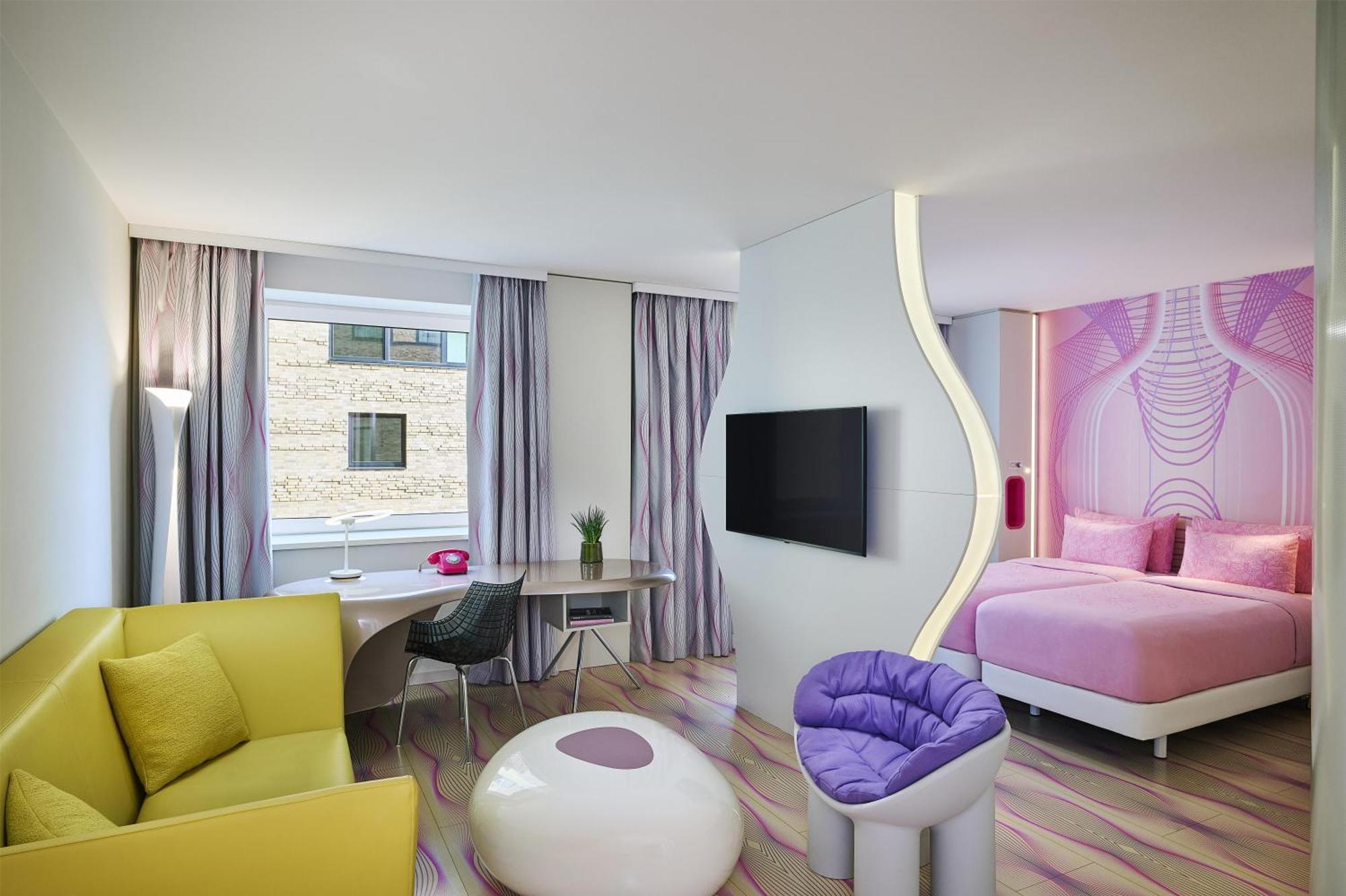 nhow Junior Suite River View