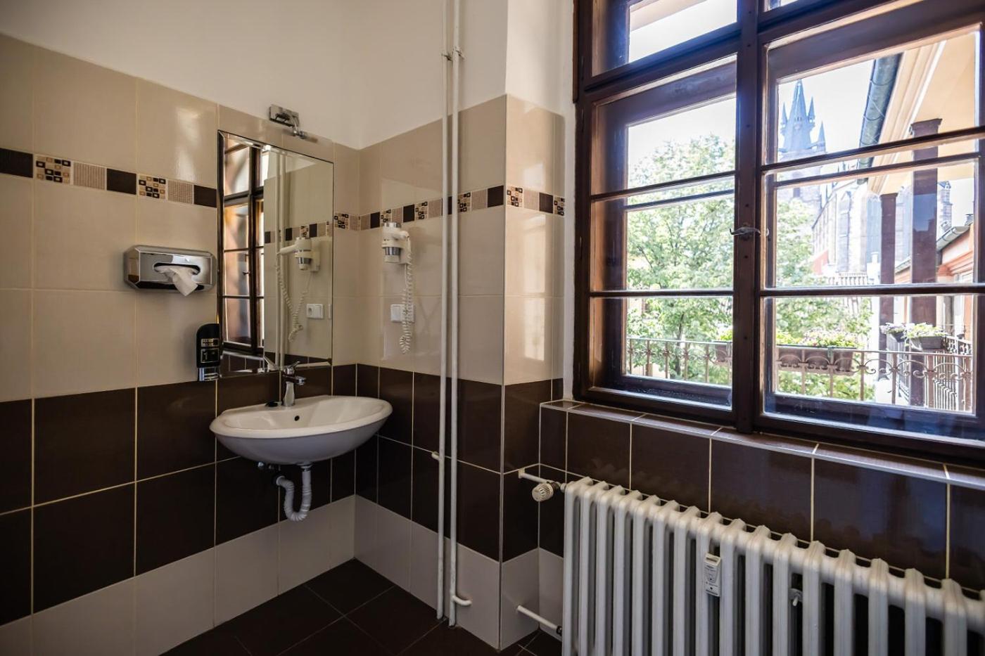 Double or Twin Room Balcony
