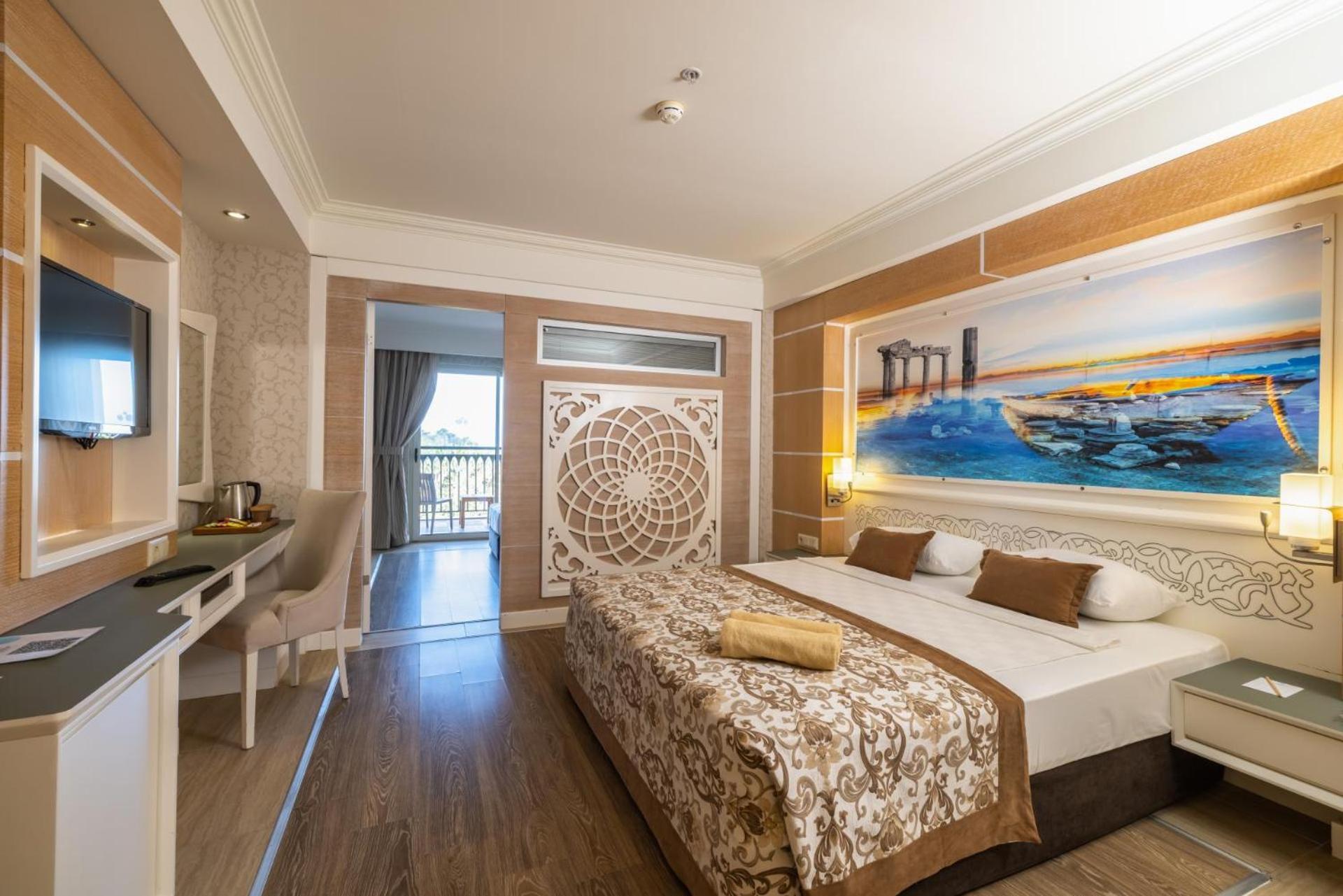 Family Room Side Sea View