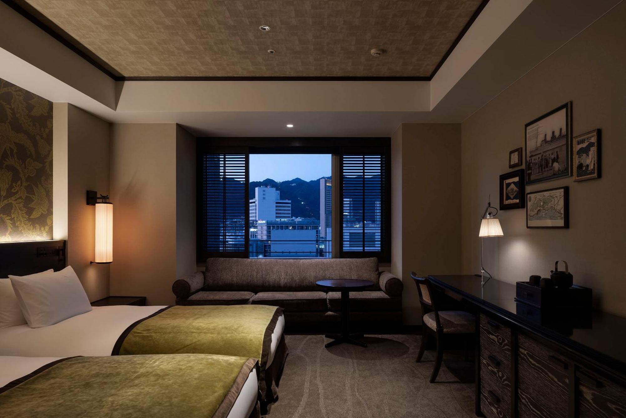 Oriental Twin Room City Side