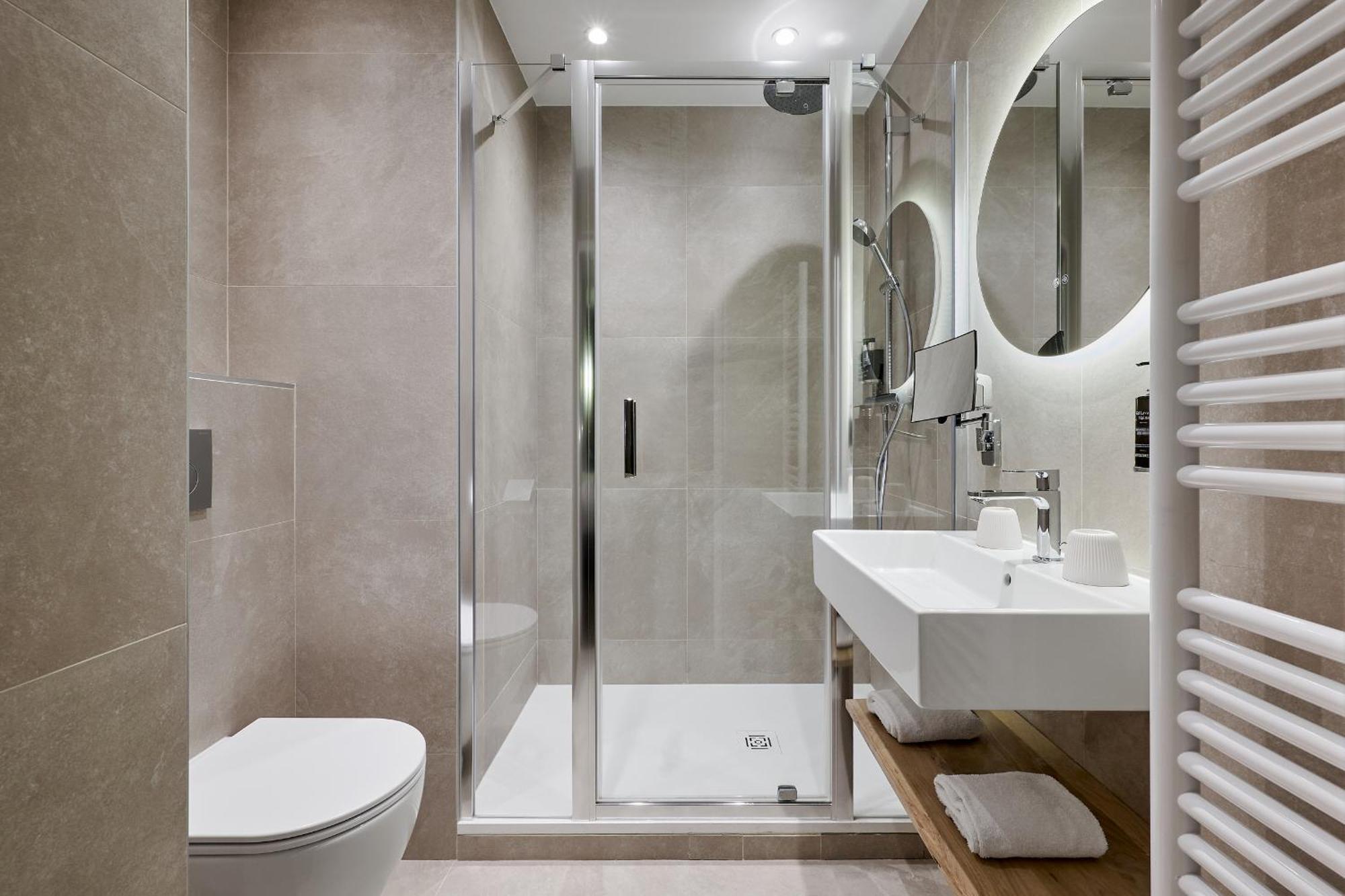 Superior Double or Twin Room Garden View