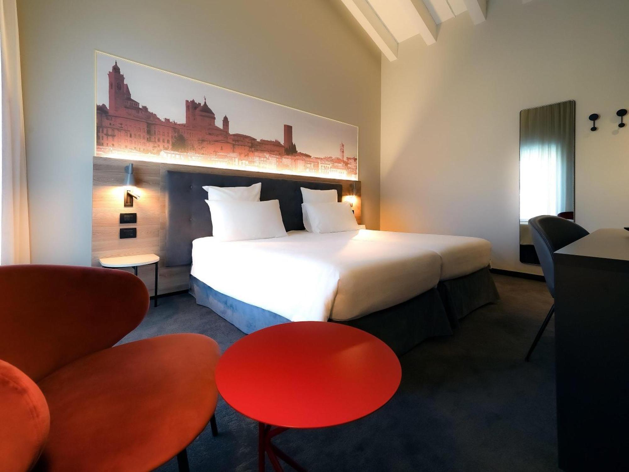 Privilege Twin Room