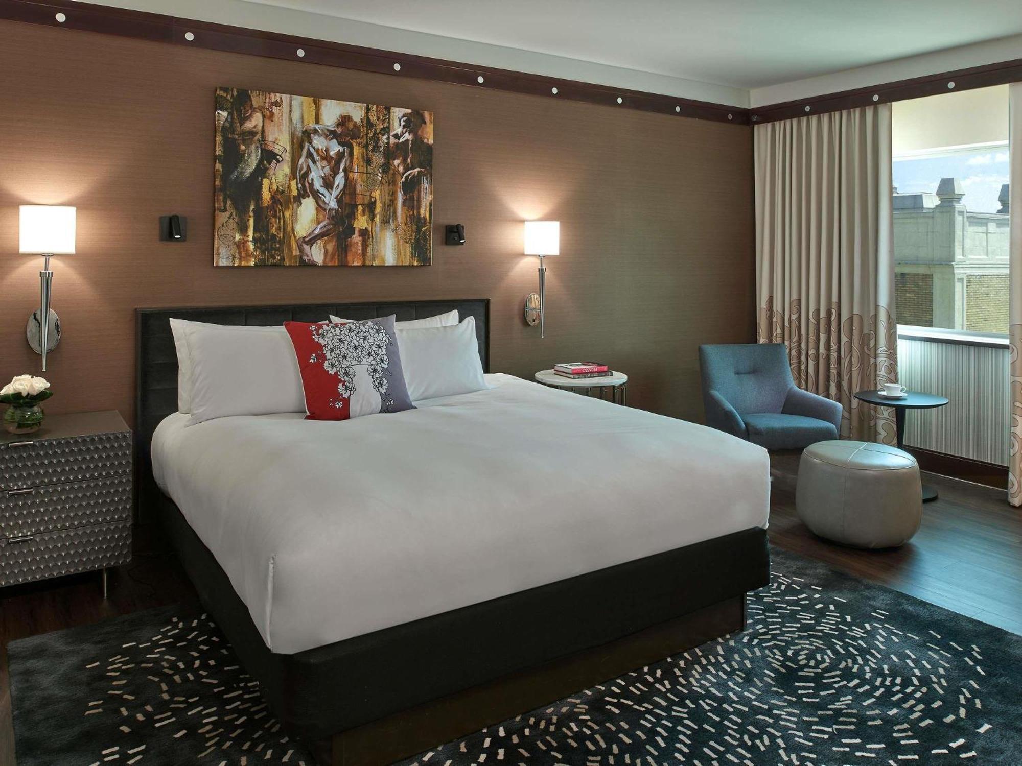 King Room One King Bed