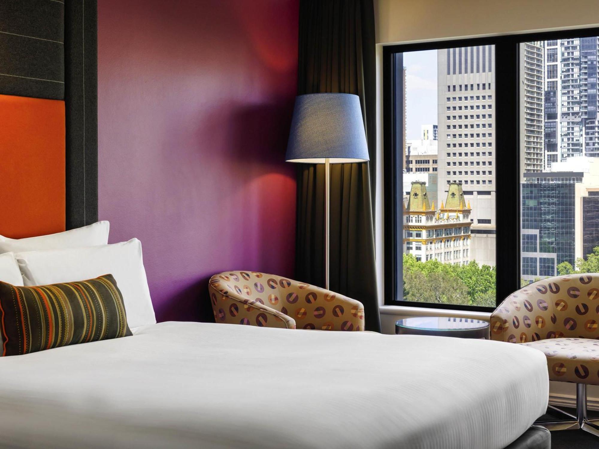 Superior King Room Hyde Park View