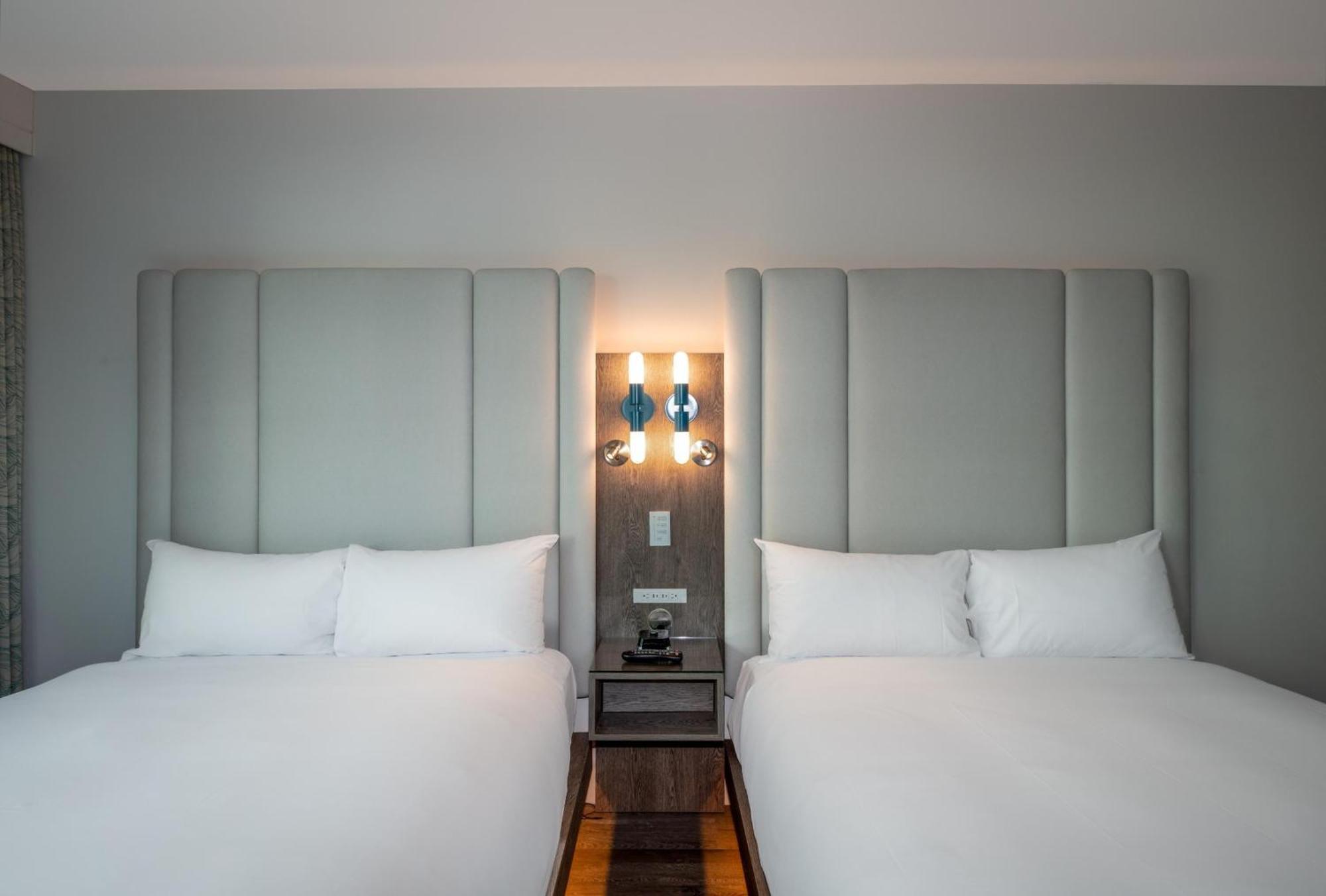 Coast Two Queens Corner Room Pet Friendly