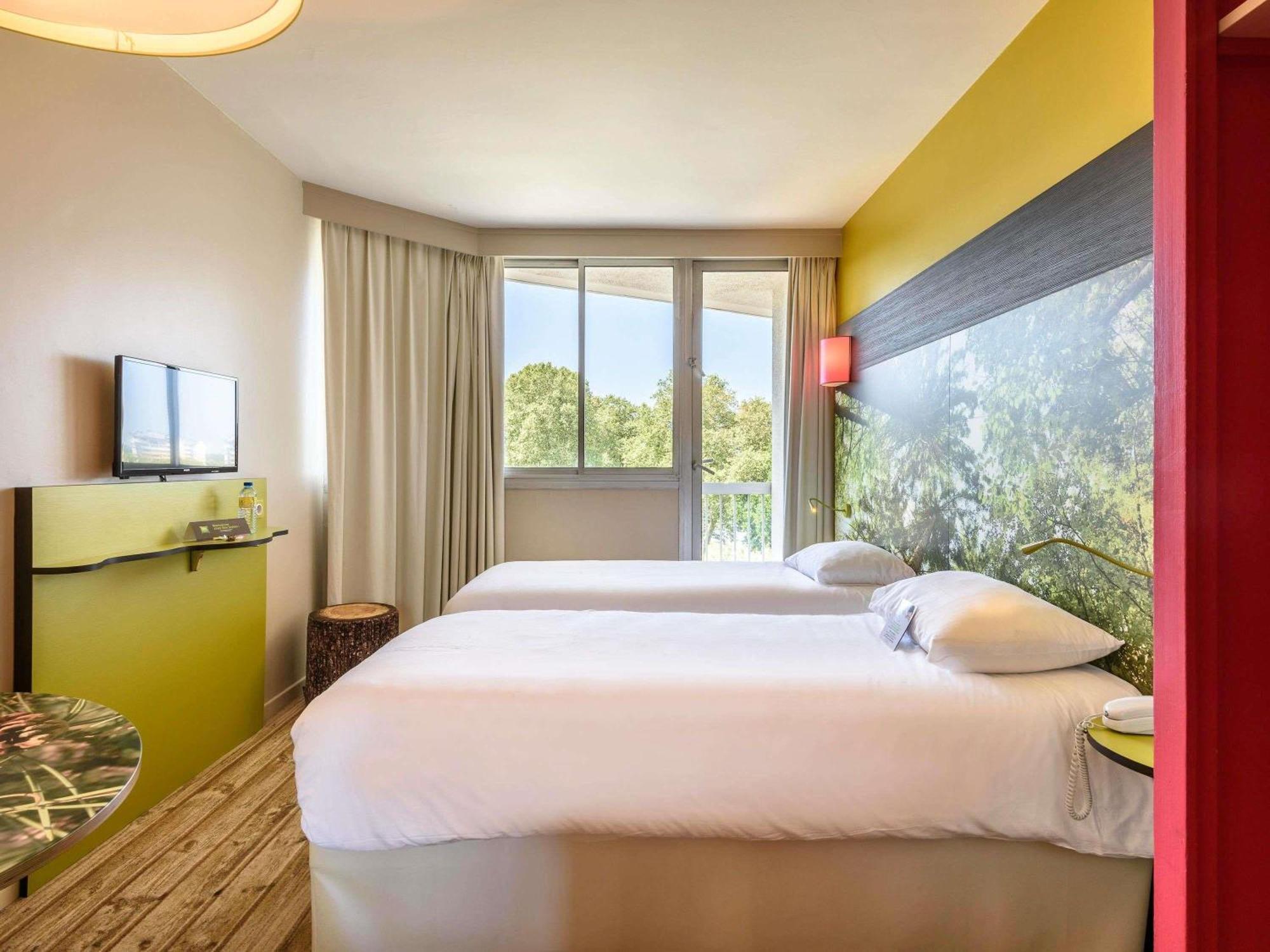 Standard Room Two Single Beds