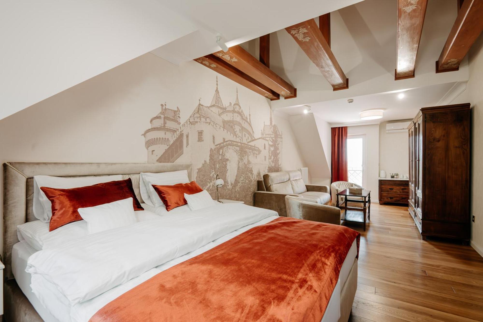 Two-Bedroom Suite