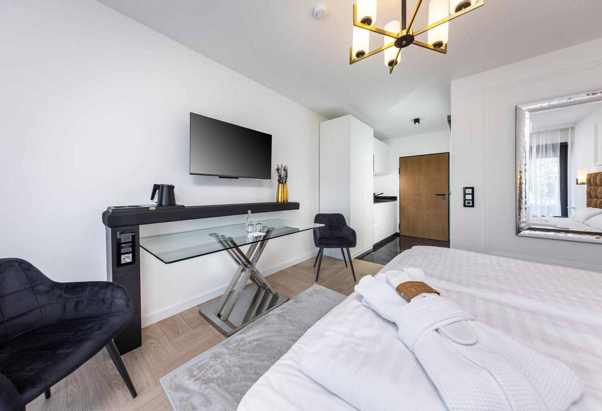 Single Room Balcony