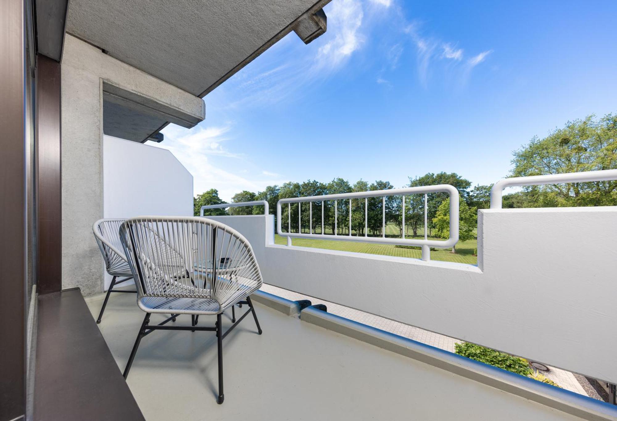 Single Room Balcony
