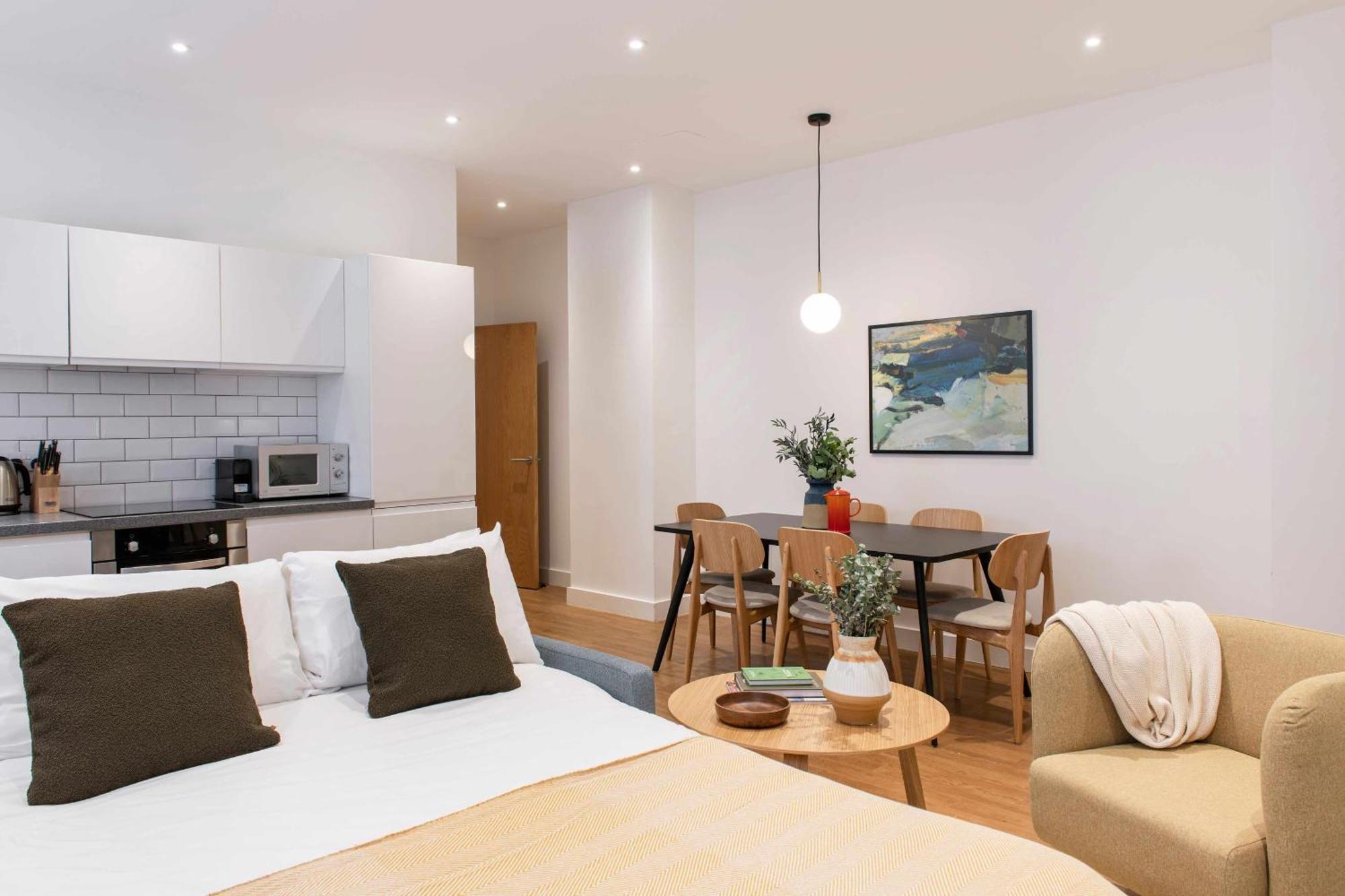 Deluxe Two Bedroom Suite