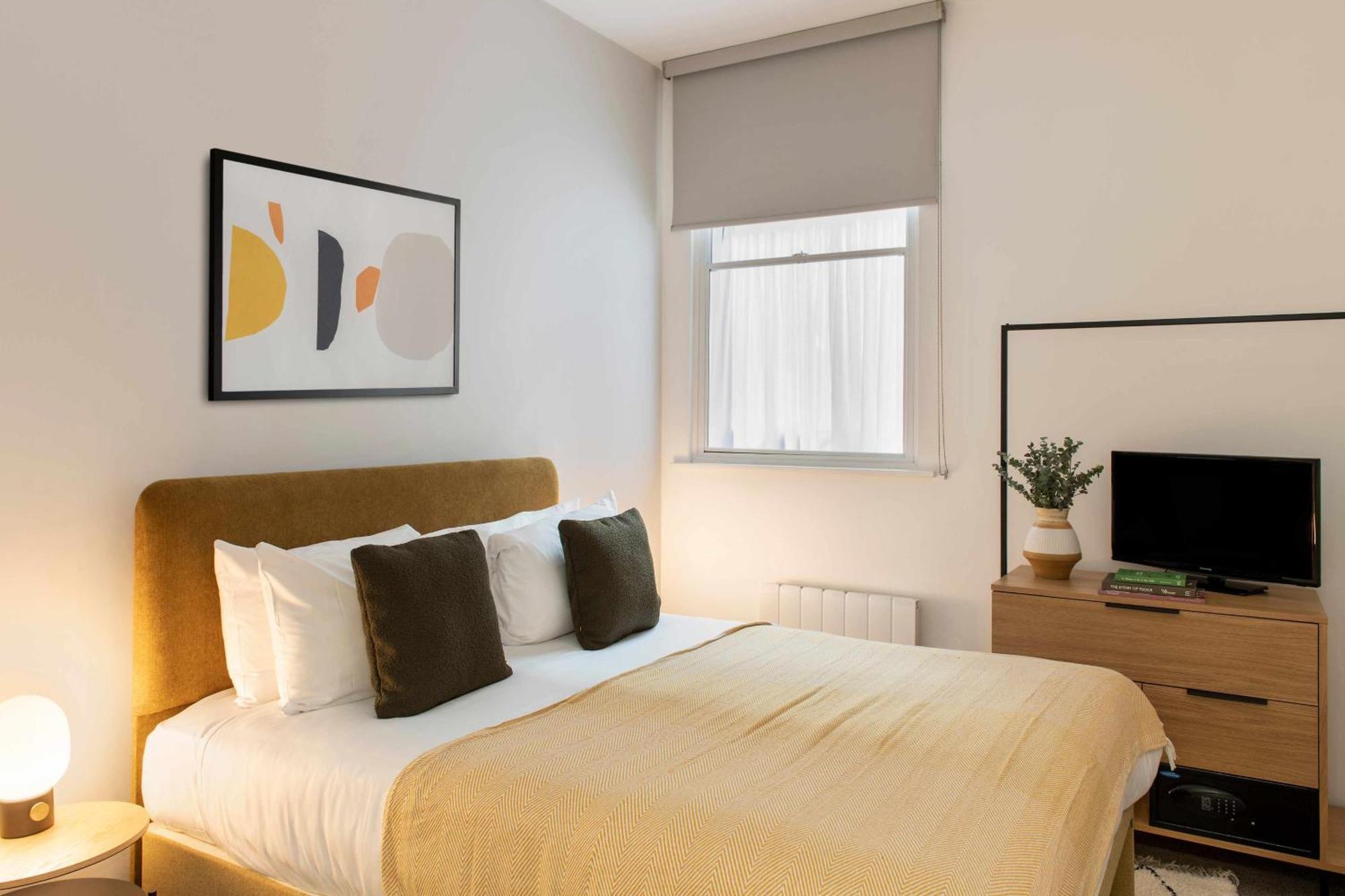 Deluxe Two Bedroom Suite