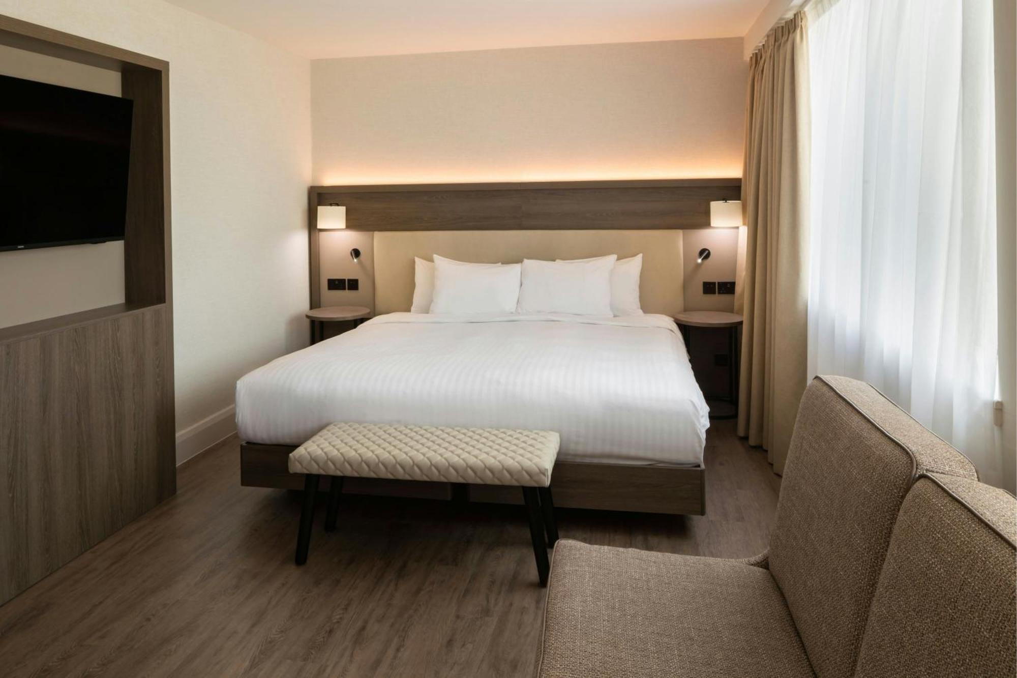 Executive Twin Room Two Single Beds Sofa Bed