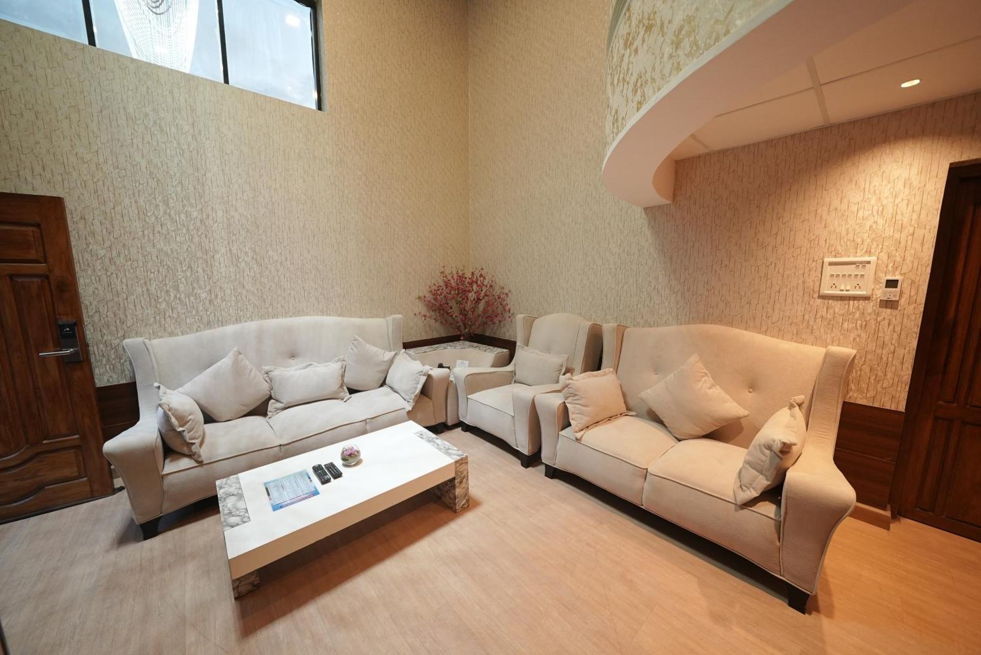 Triple Room Balcony