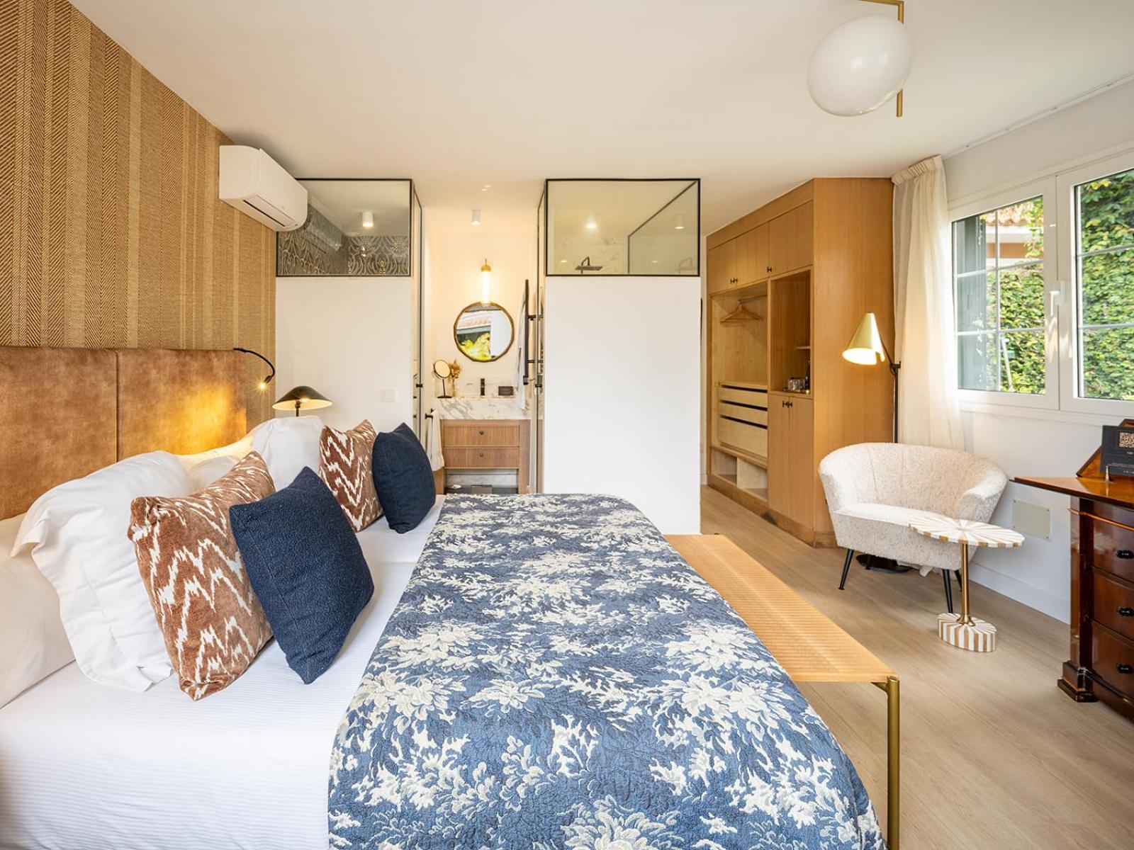 Superior Twin Room