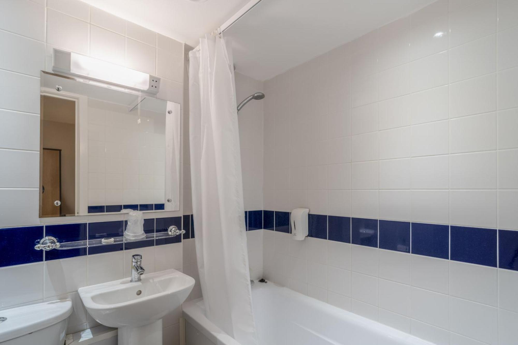 Standard Double Room No Window