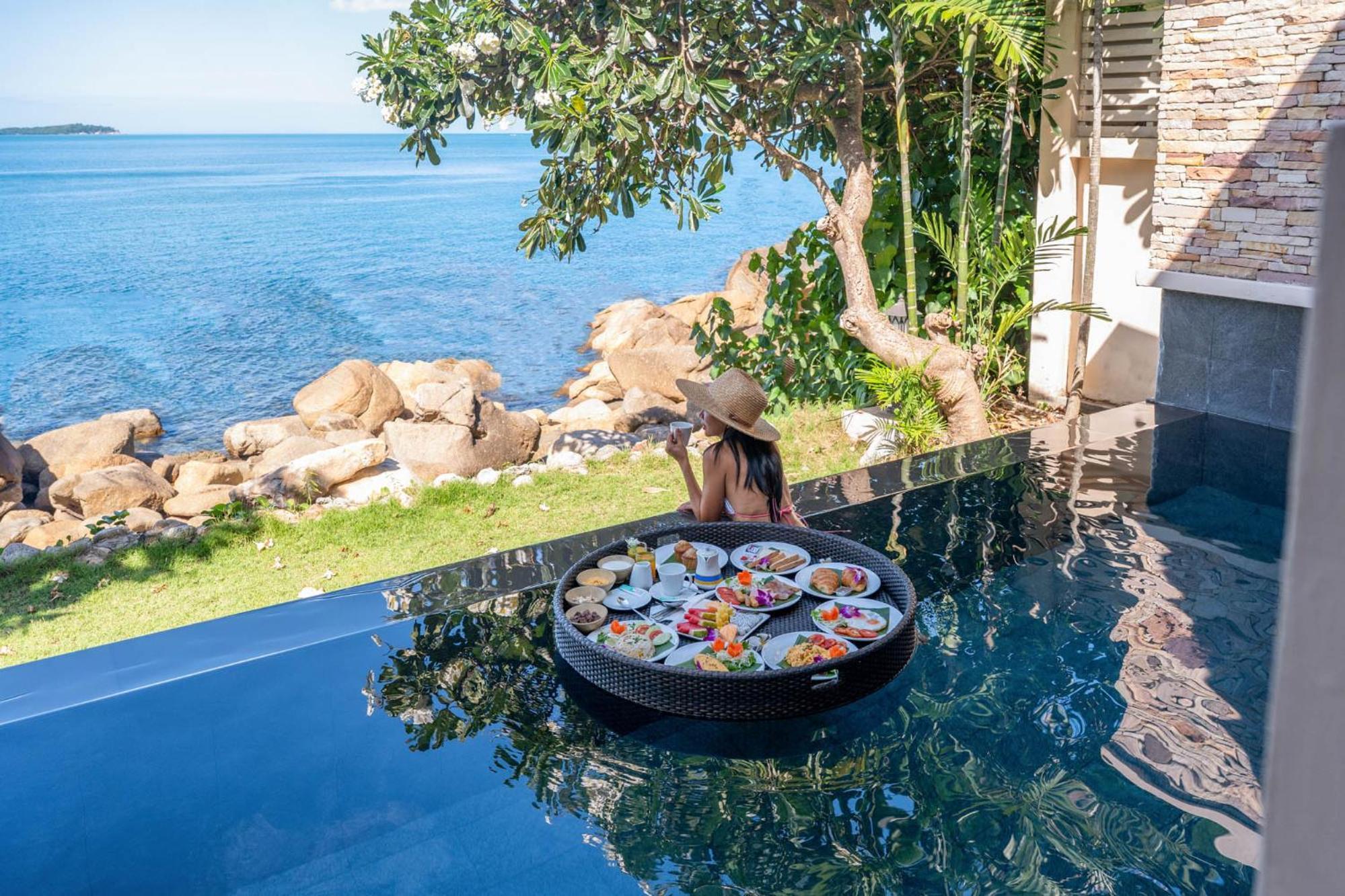 Sea Front Villa Private Pool