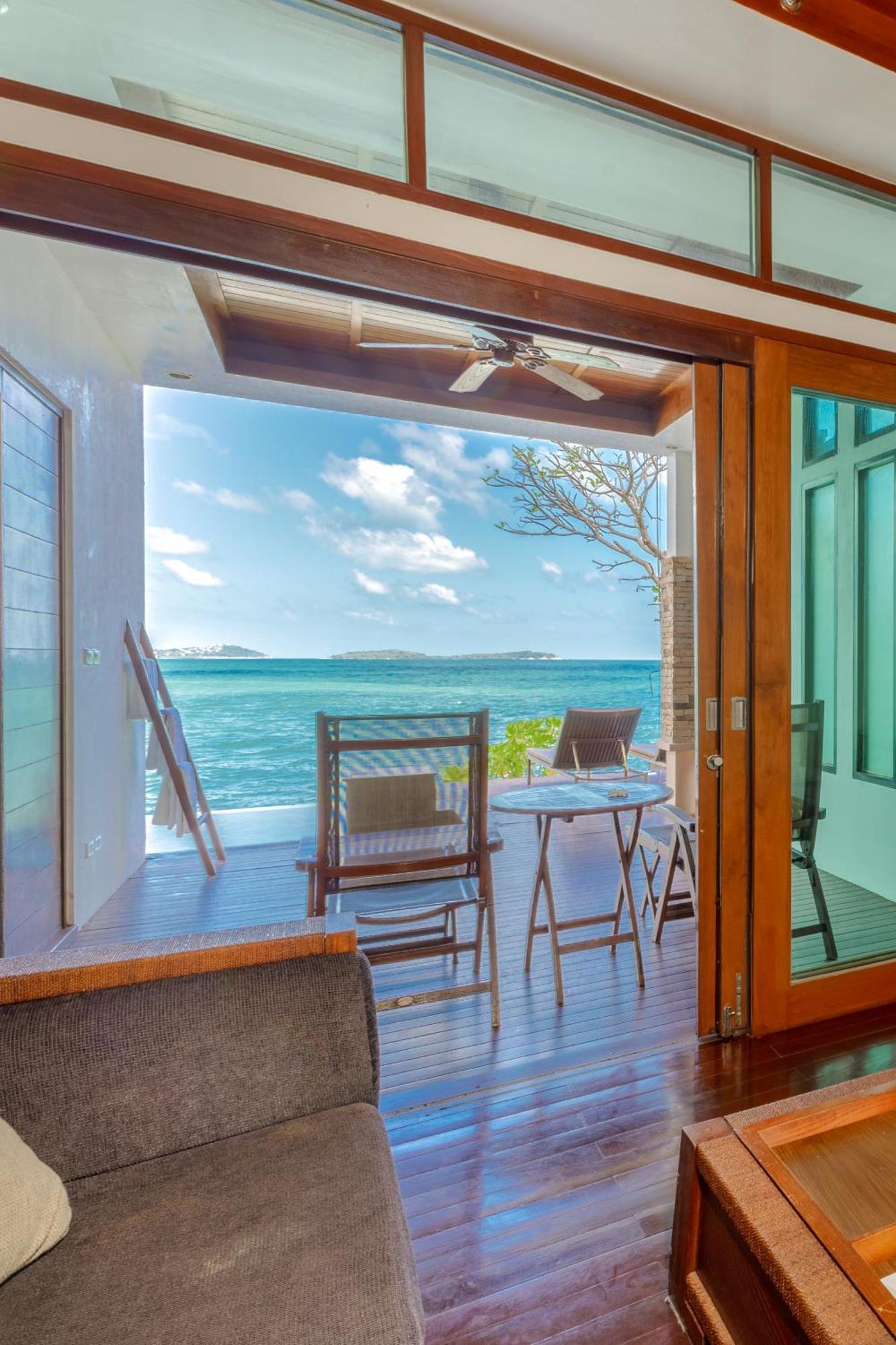 Sea Front Villa Private Pool