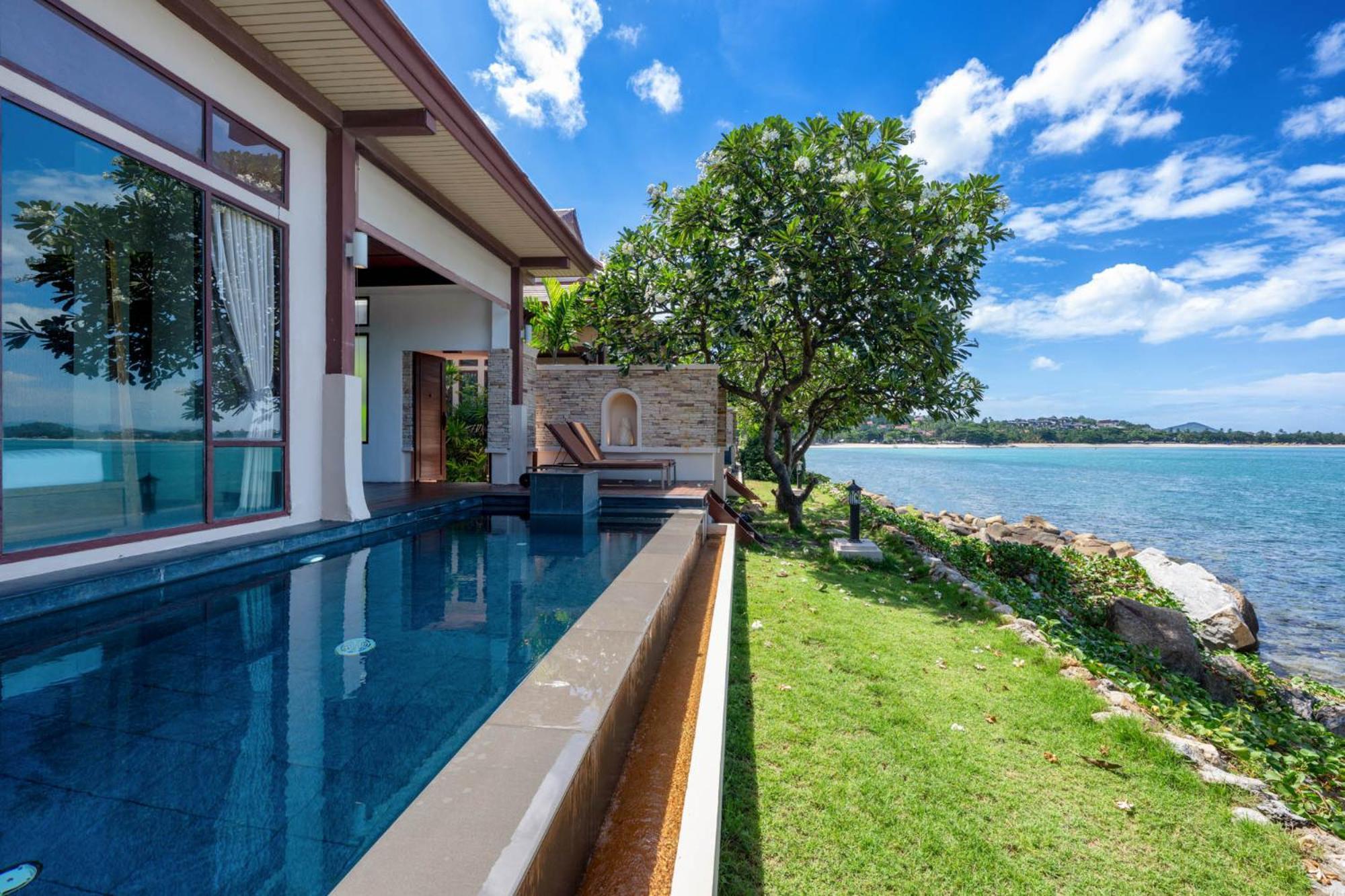 Sea Front Villa Private Pool