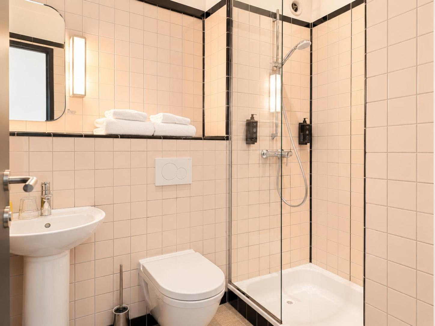 Basic Double Room