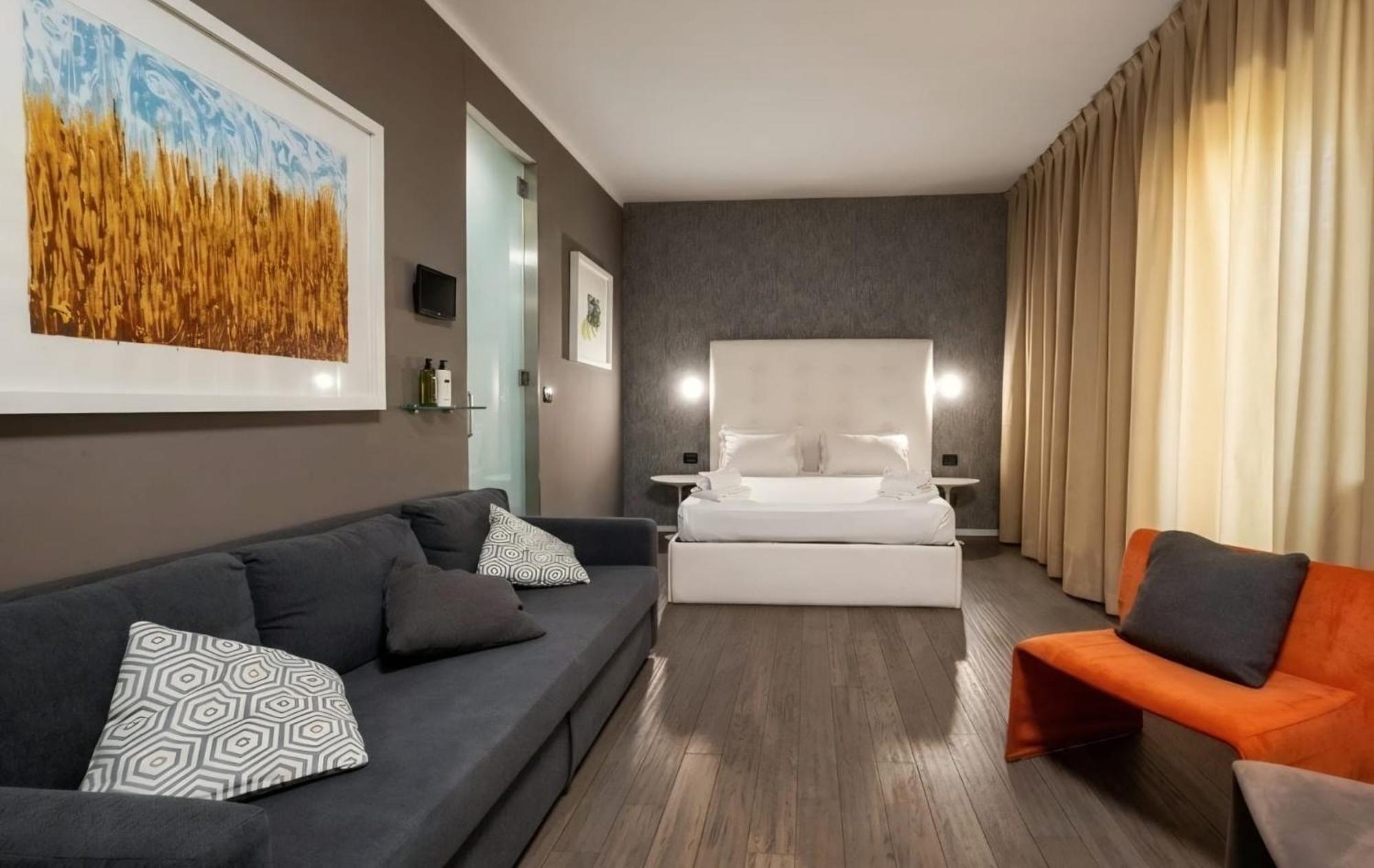 Junior Suite,1589392399:JPEG