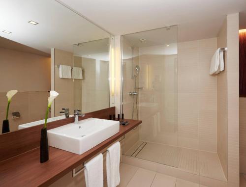 The Level Room Executive Lounge Access,1774450580:JPEG