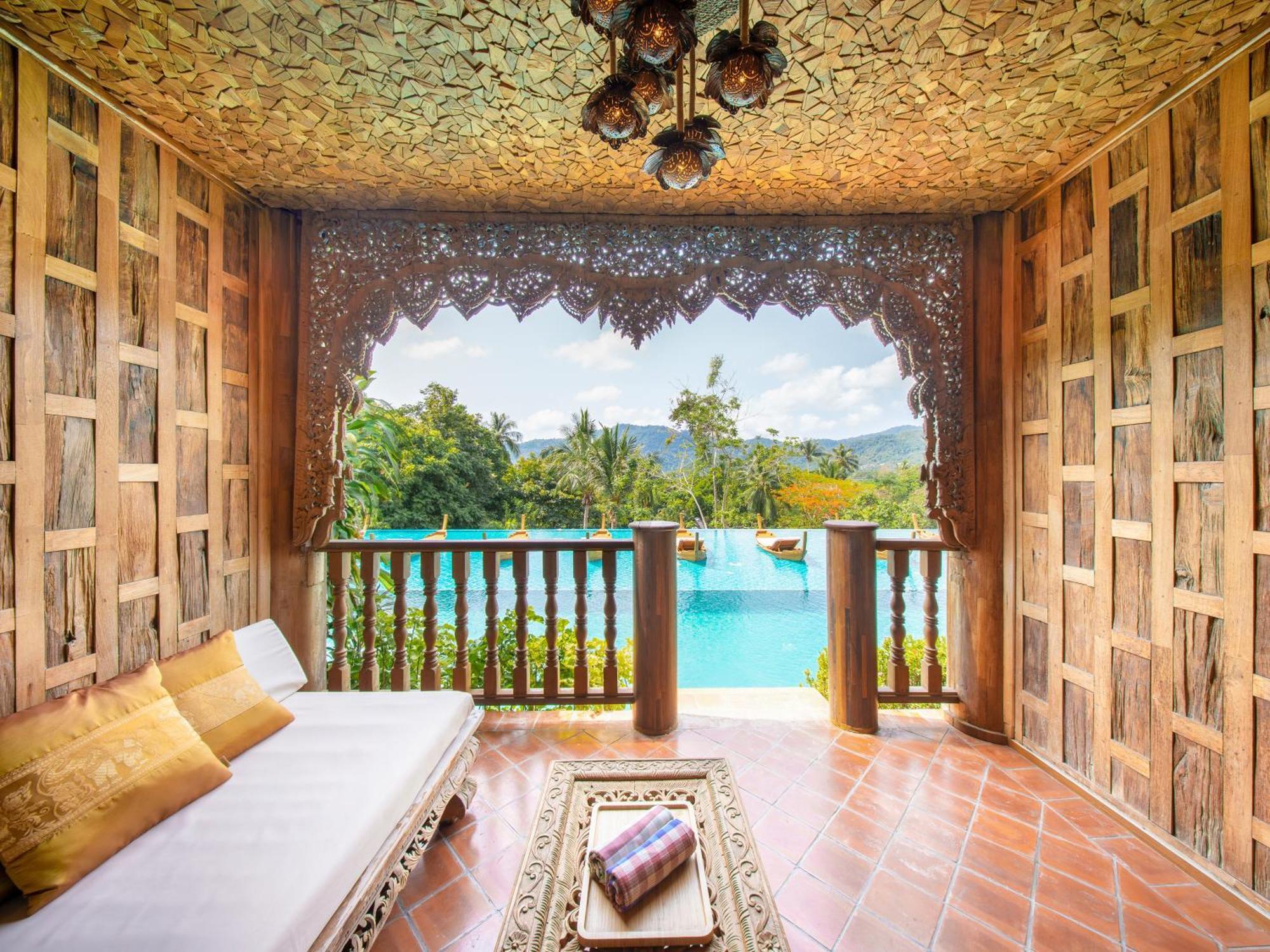 Supreme Deluxe Pool Access Room with FREE THB 2,000 Net Resort Credit per Night