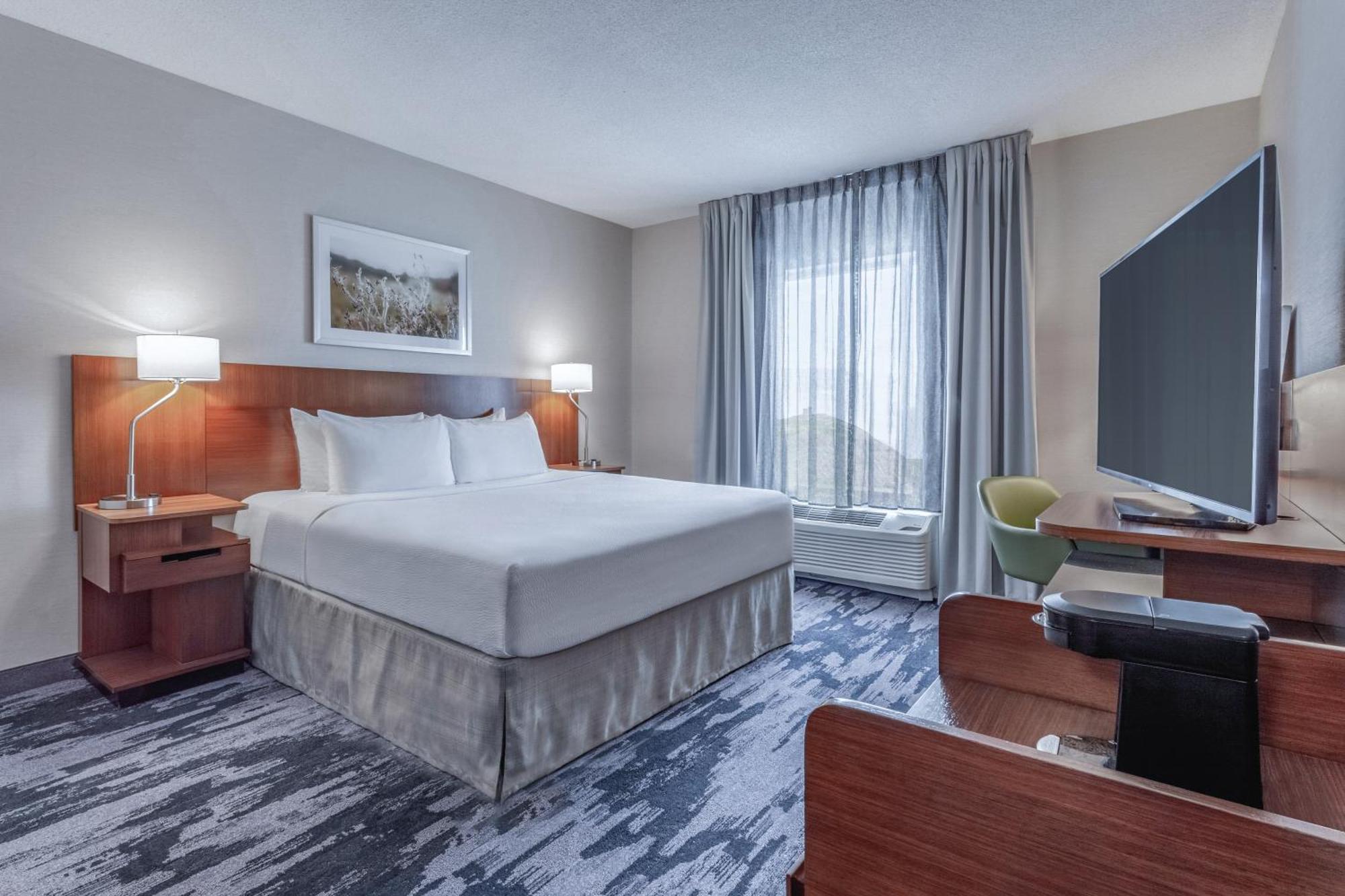 King Room Roll Shower Mobility Accessible