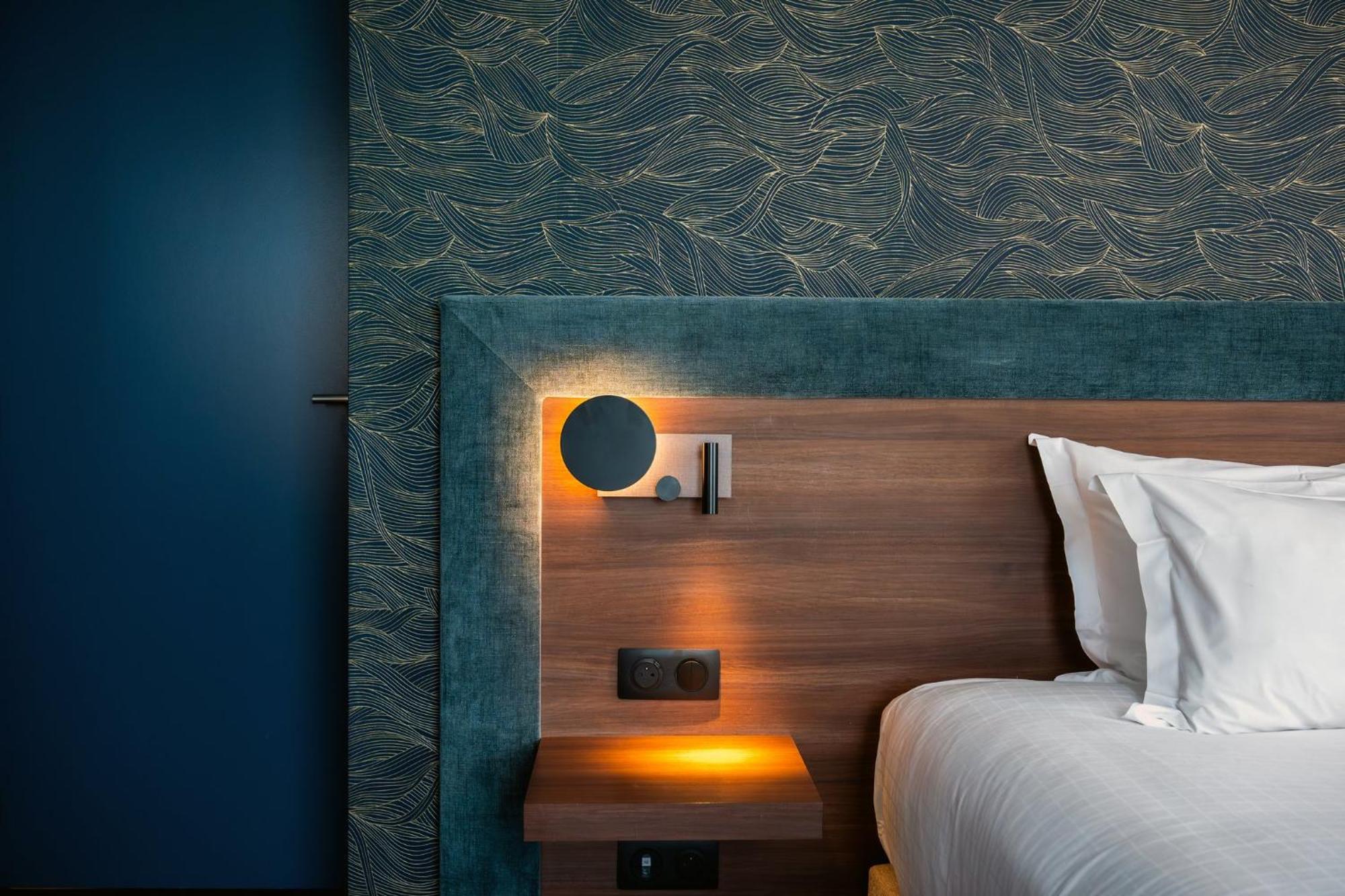 Chambre Lit Queen-Size Premium