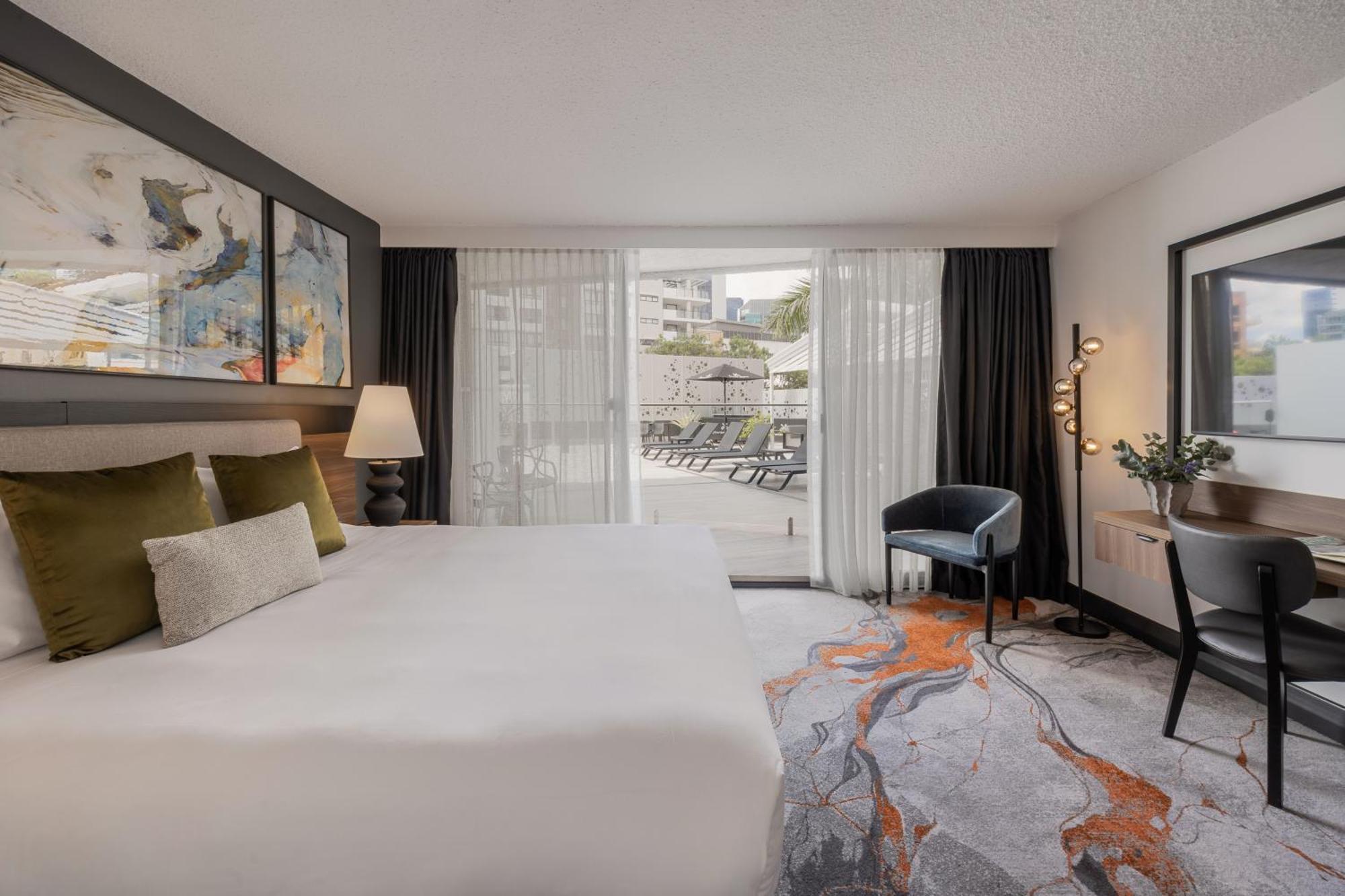 Deluxe King Room with Terrace