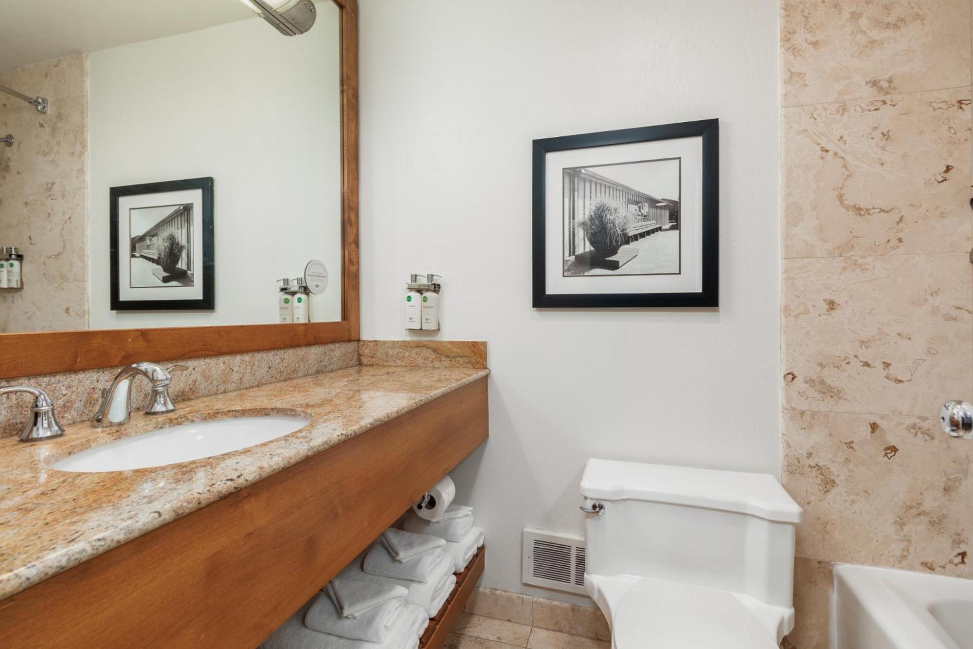 Double Queen Room