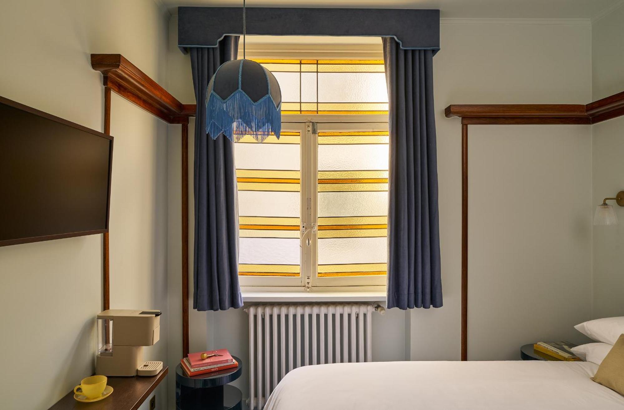 Small Double Room Newly Renovated