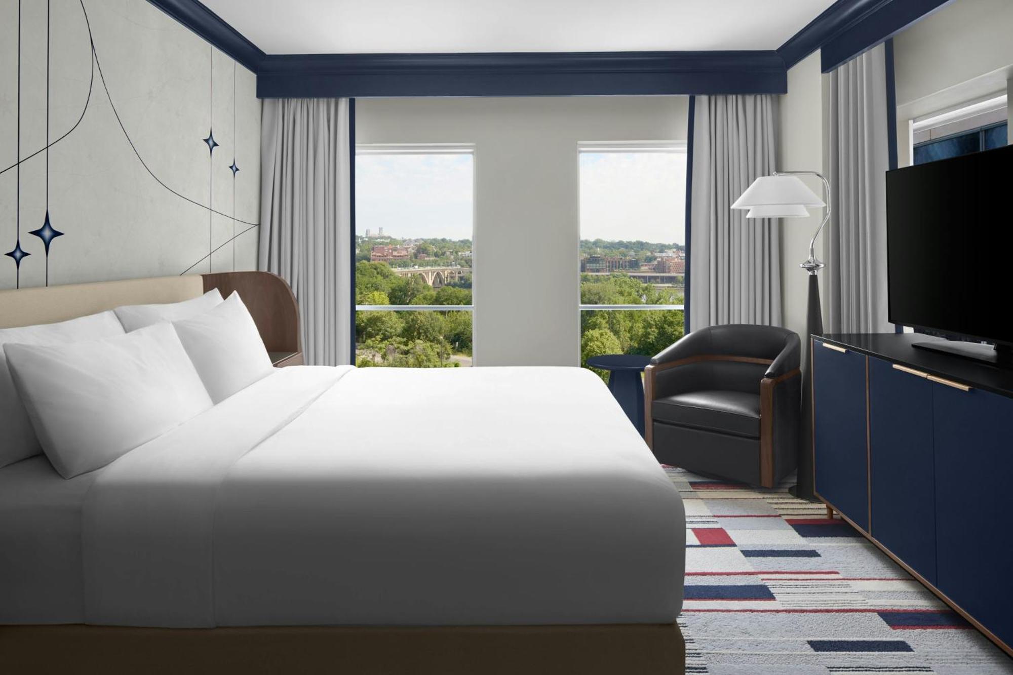 One-Bedroom King Suite Sofa Bed Non-Smoking