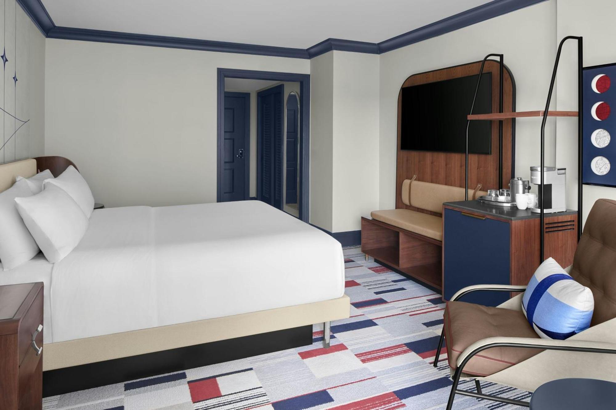 Urban King Room City View