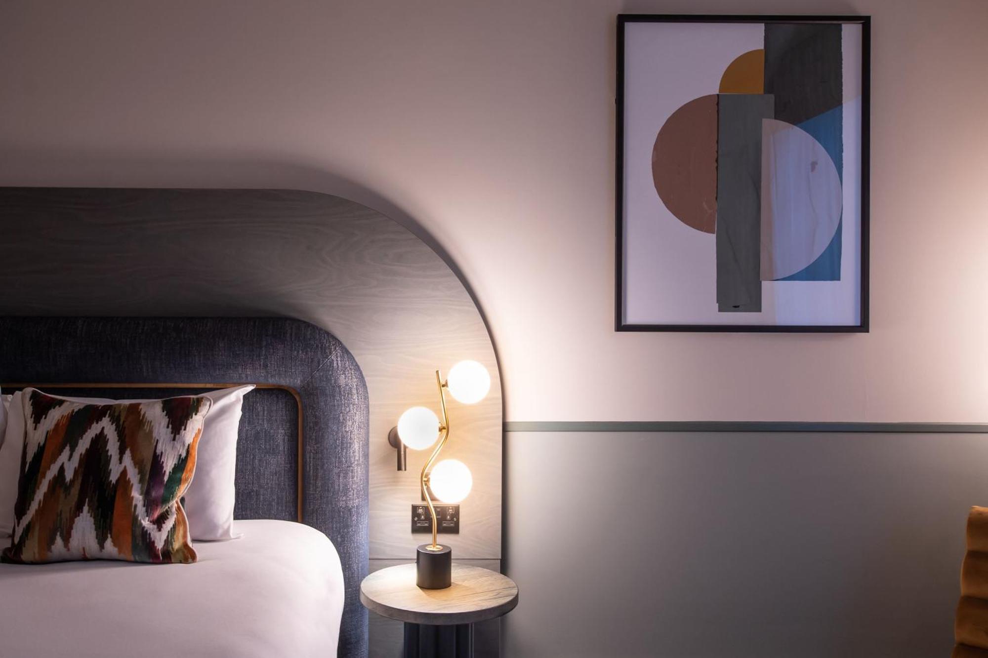 Premium King Room