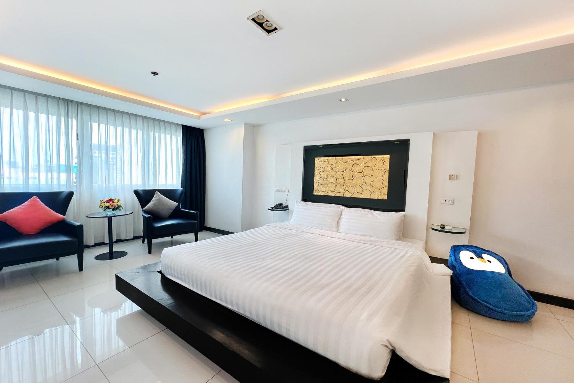 Two-Bedroom Suite Large Balcony