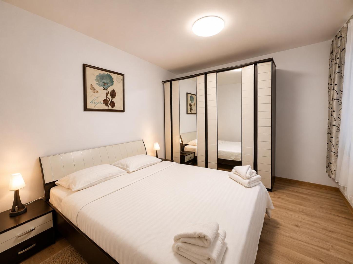 One-Bedroom Standard Apartment