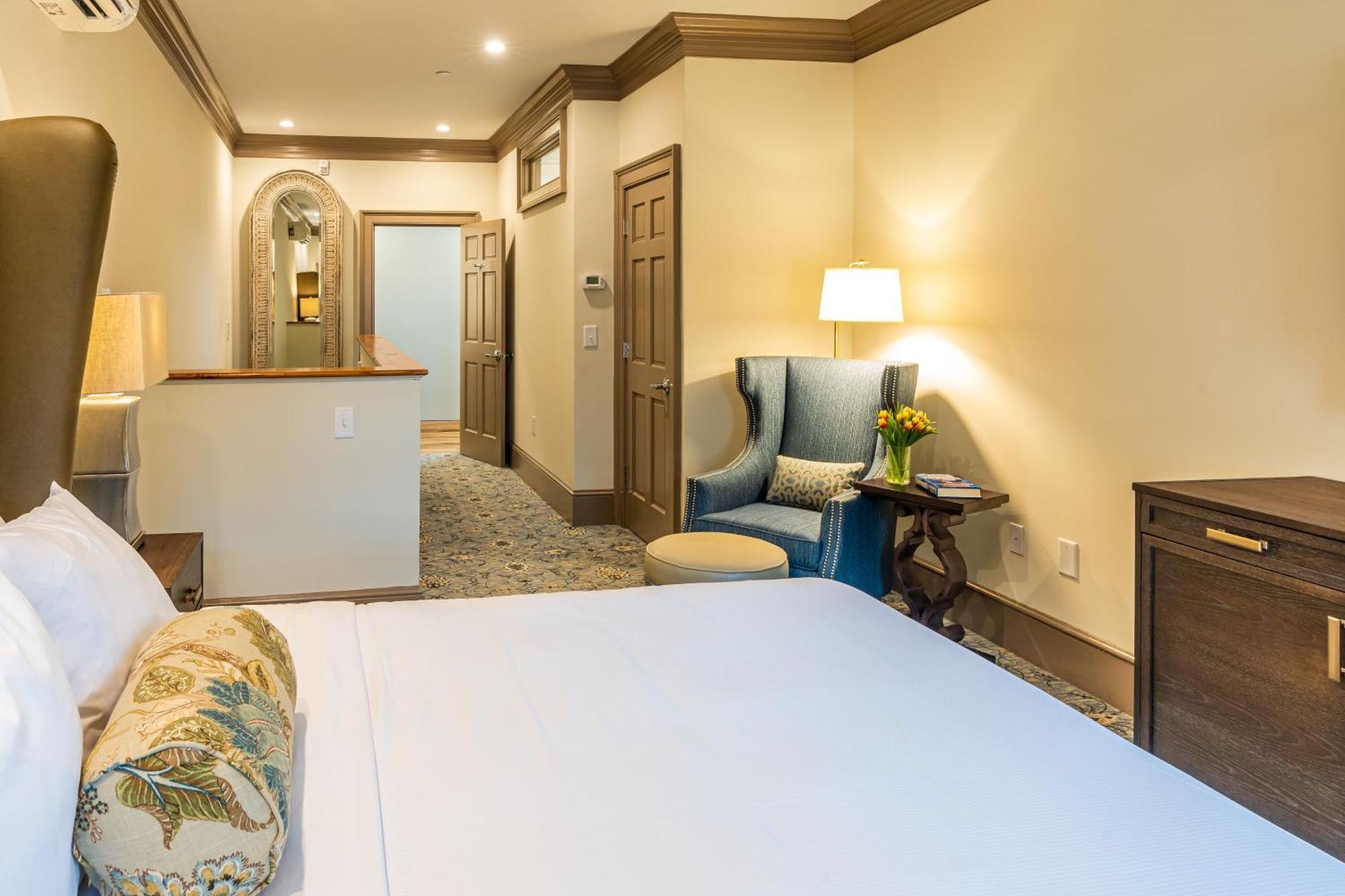 Townhouse Suite