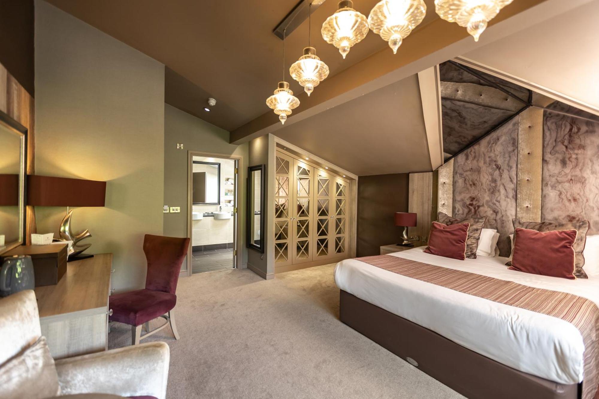 Suite Room