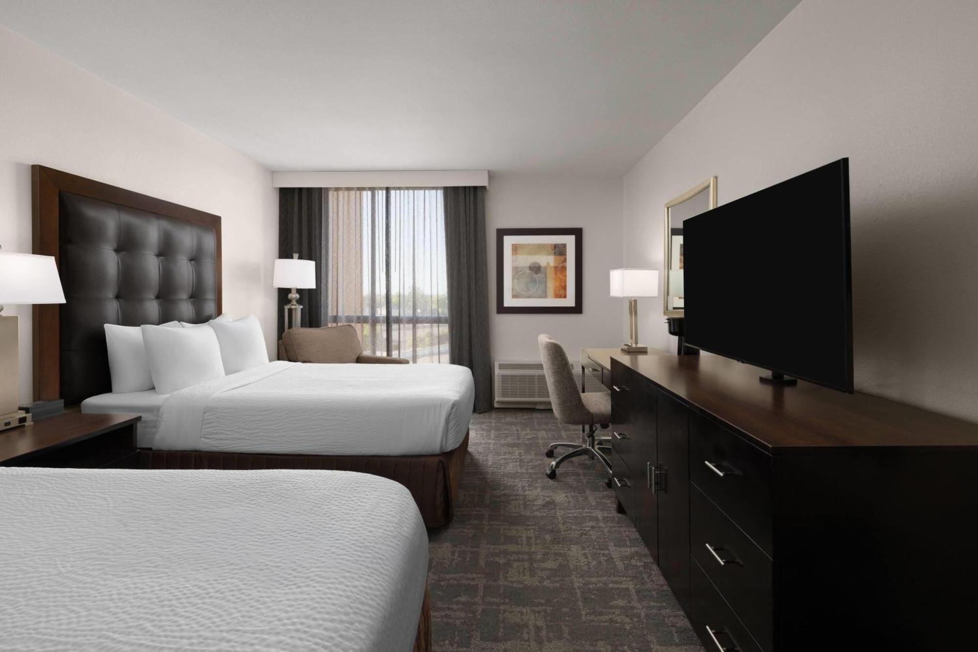Double Room Two Double Beds Non-Smoking