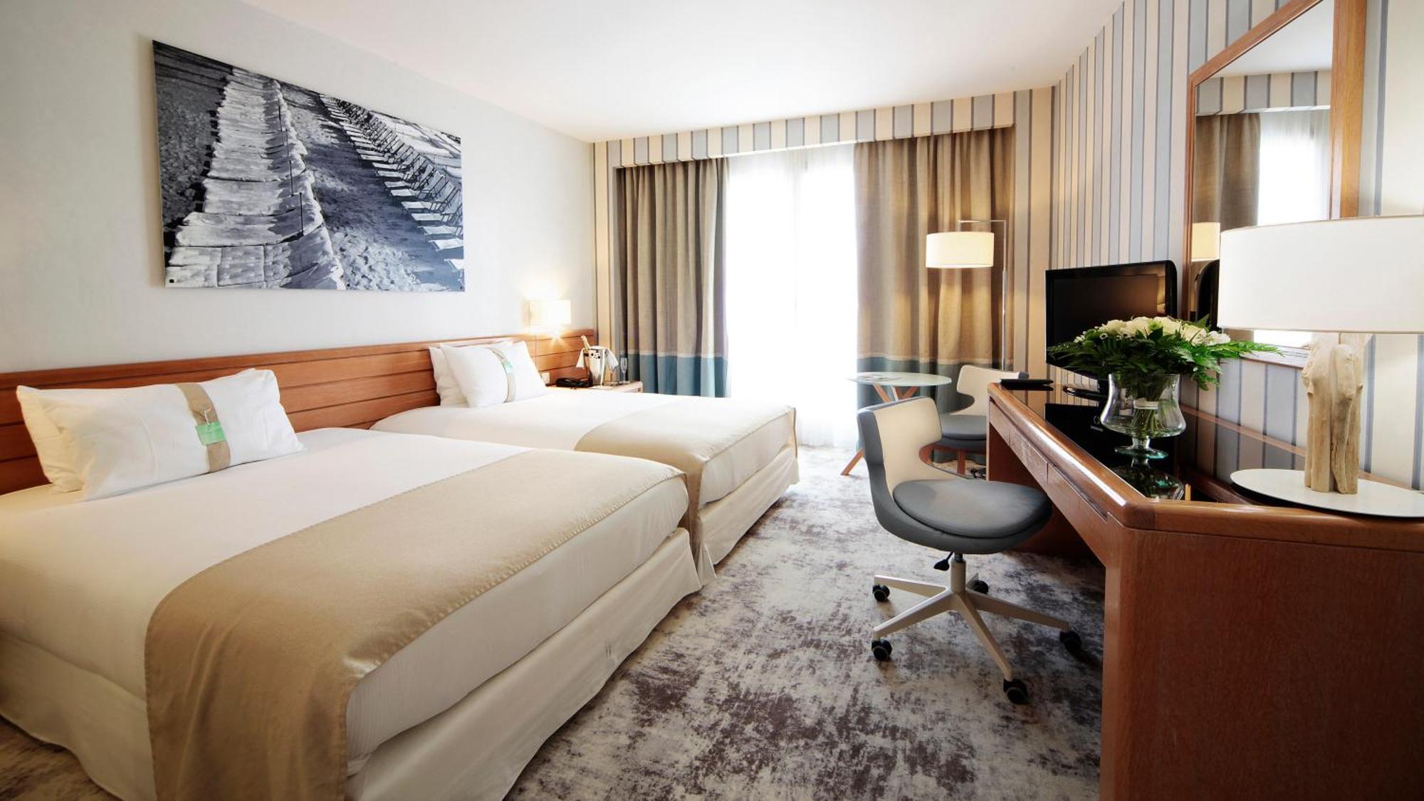 Chambre Double Standard avec 2 Lits Doubles - Vue sur Ville
